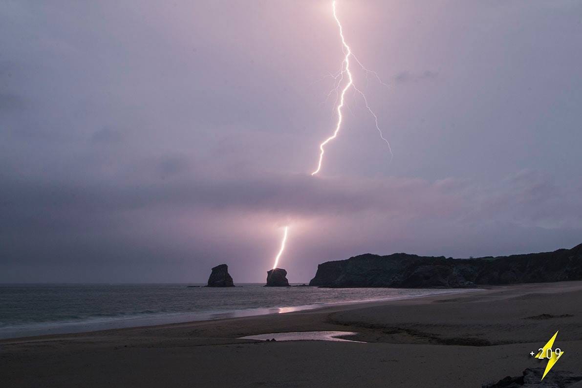 Orage sur Hendaye (64). - 26/05/2017 21:00 - Bertrand LINNE