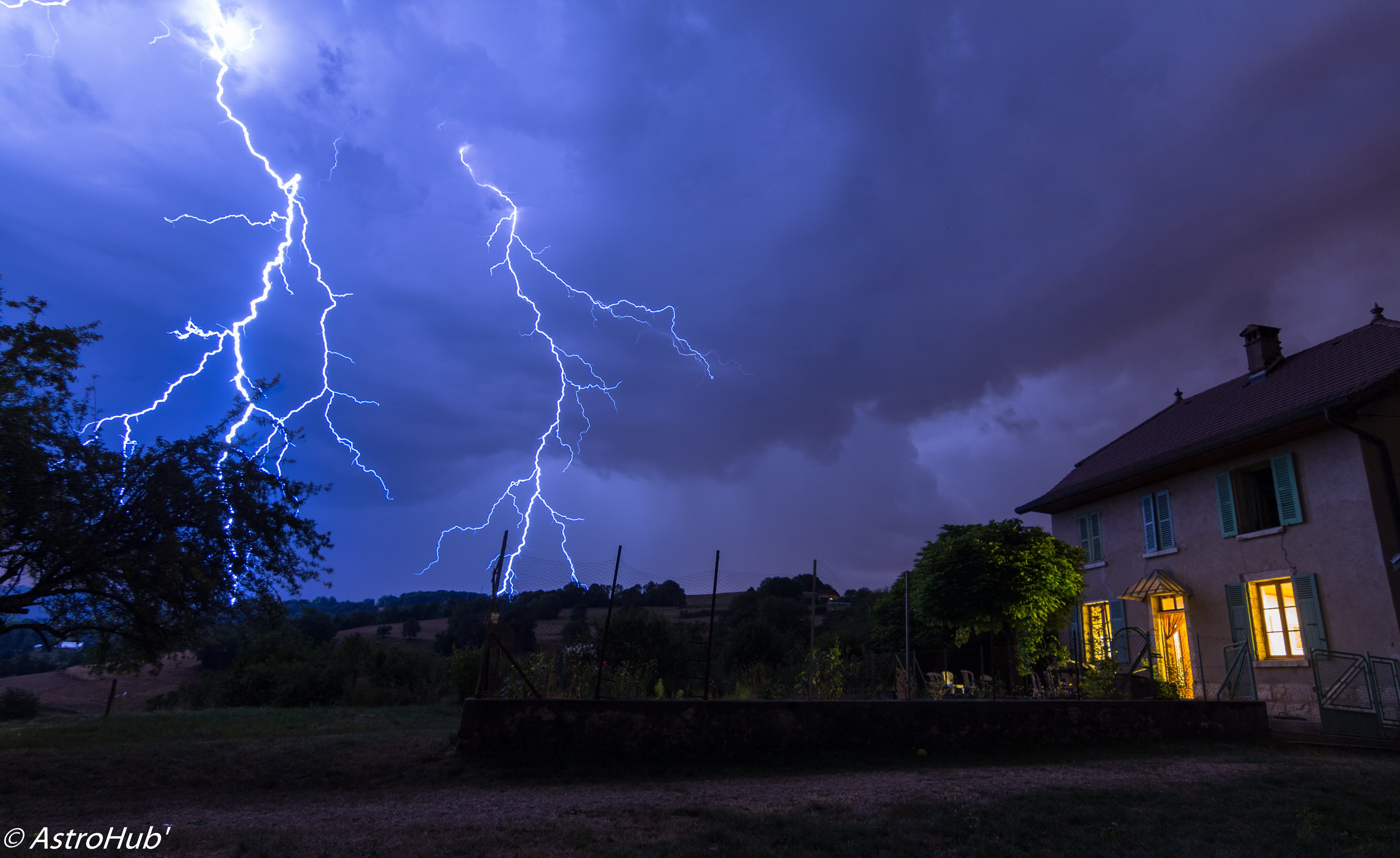 Orages à Novalaise - 06/08/2018 22:20 - DENIS HUBER