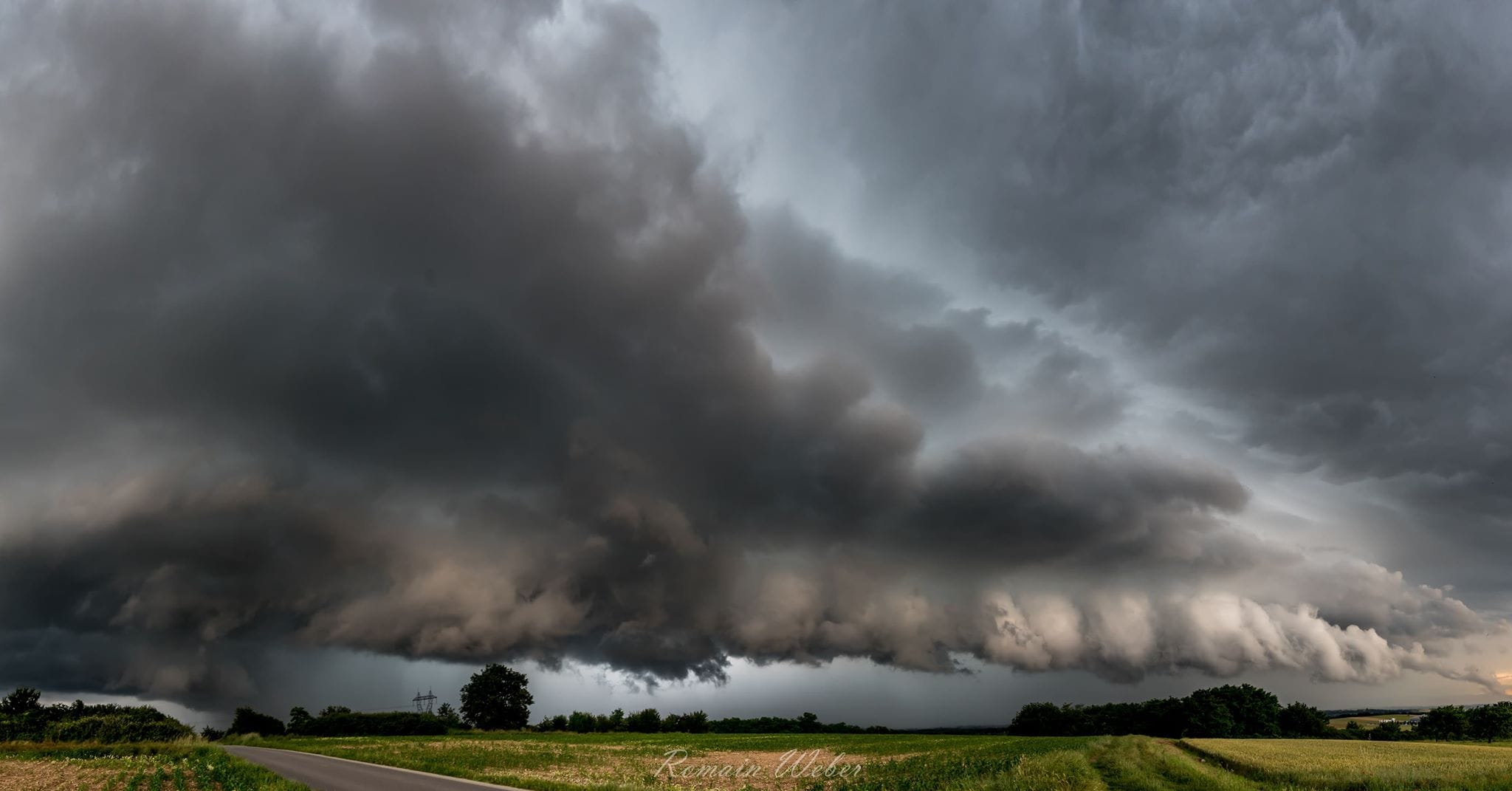 Orage ayant touché Chaponnay (69) ou d'importantes inondations ont eu lieu - 07/06/2018 20:00 - Romain Weber
