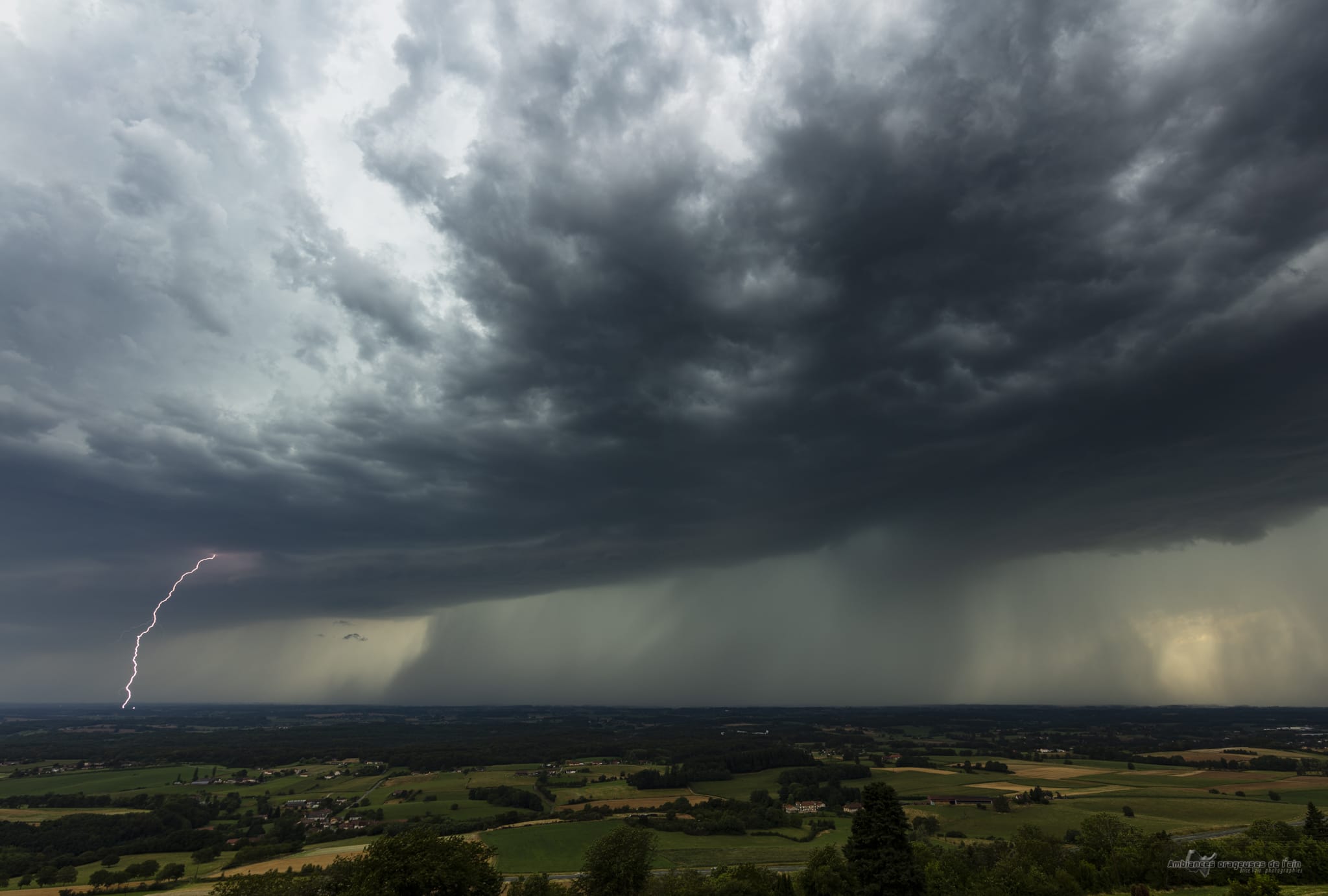 panorama cellule sur le nord de l'ain - 09/08/2019 18:10 - brice volo