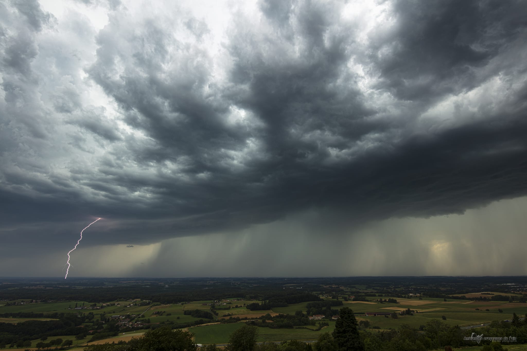 vu d'ensemble orage sur l'ain - 09/08/2019 18:05 - brice volo
