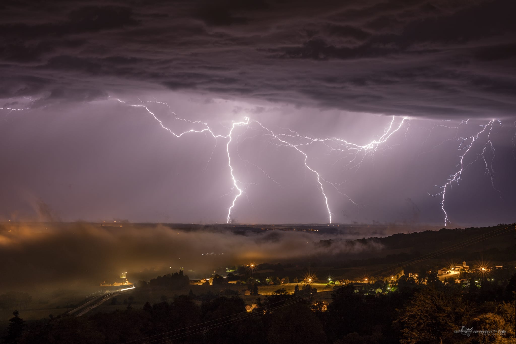 magnifique orage en frontière ain/jura cette nuit - 09/06/2019 23:33 - brice volo