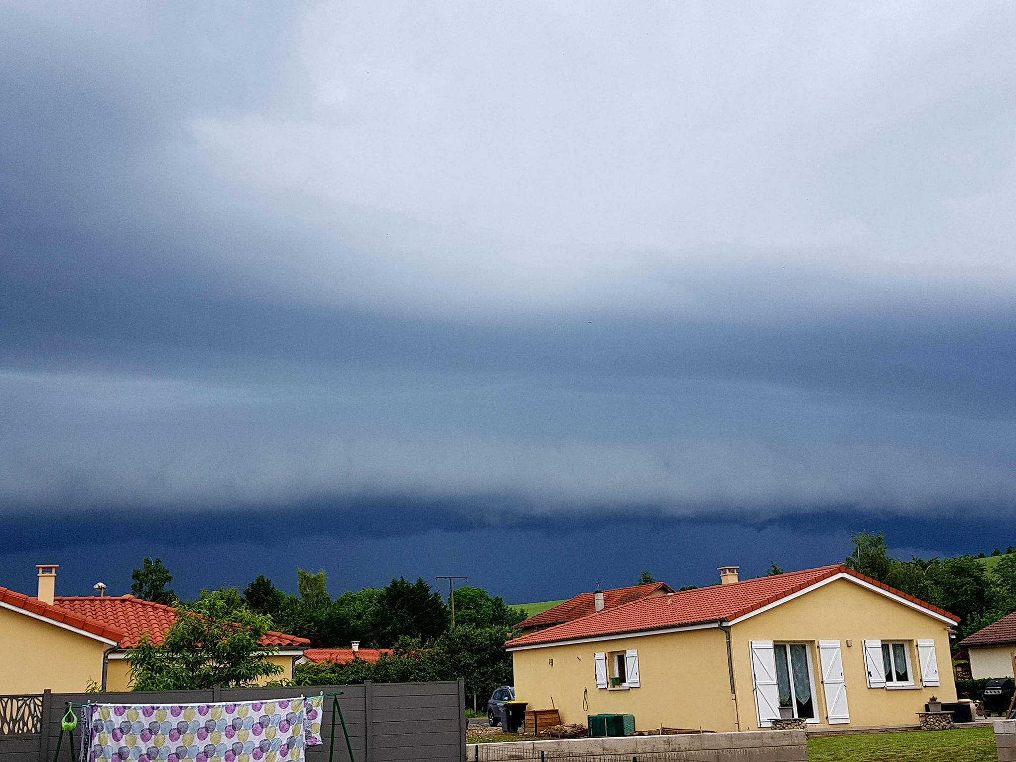 Arcus dans le Puy-de-Dôme - 10/06/2018 20:00 - Aurelien Clavel