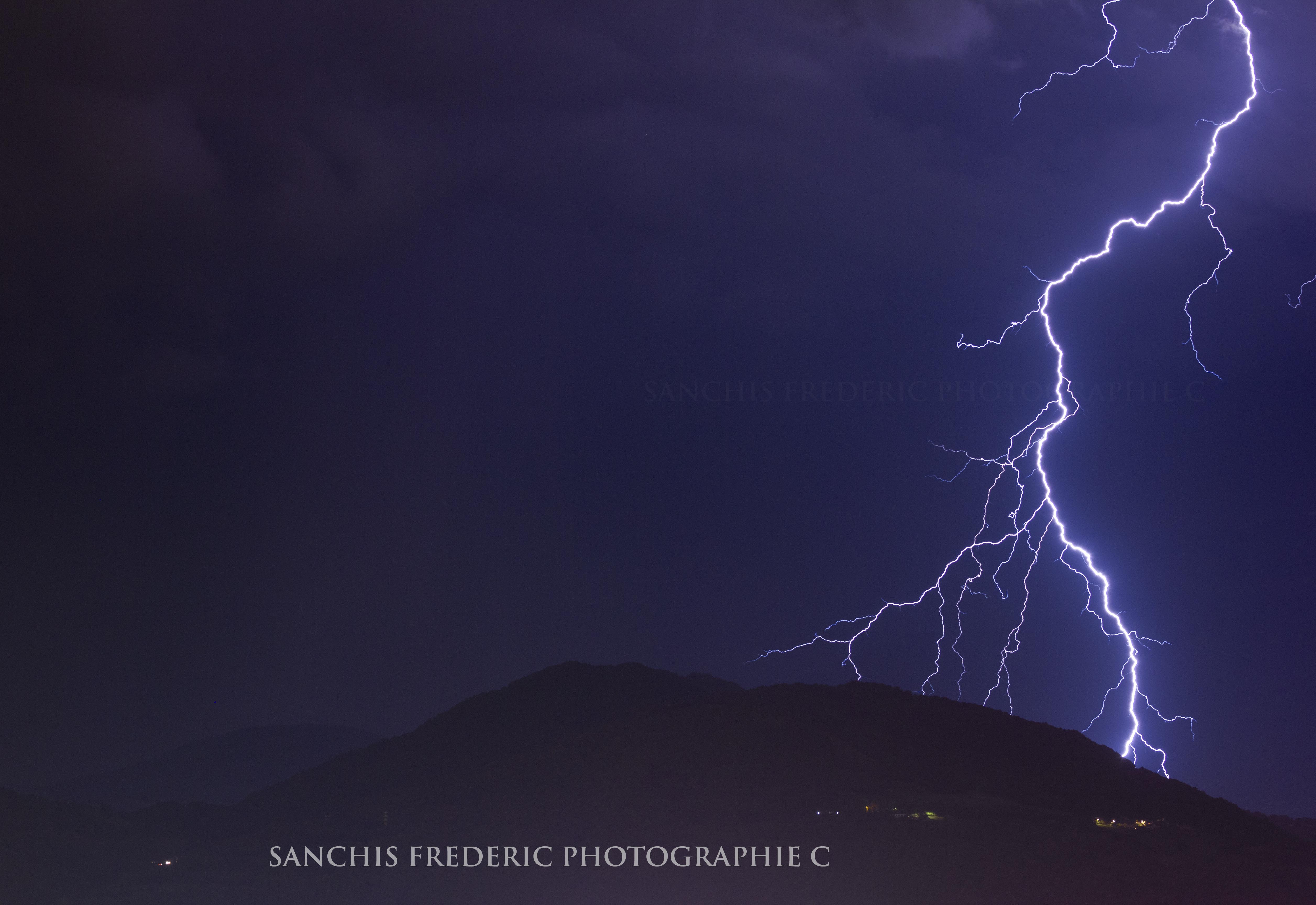 Orage sur Belledonne en isère - 17/09/2020 21:25 - frederic sanchis