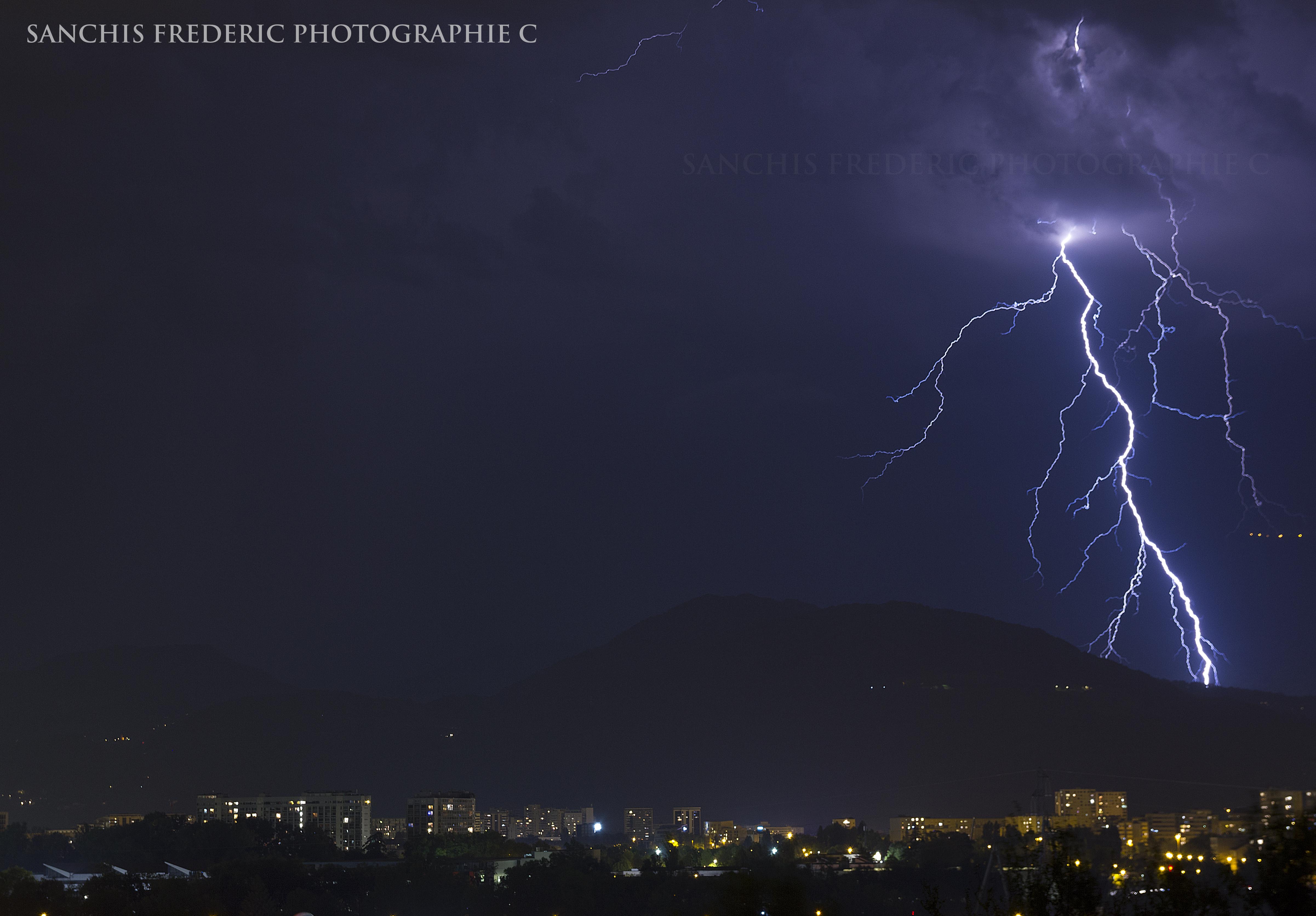 Orage belledonne Isère - 17/09/2020 21:32 - frederic sanchis