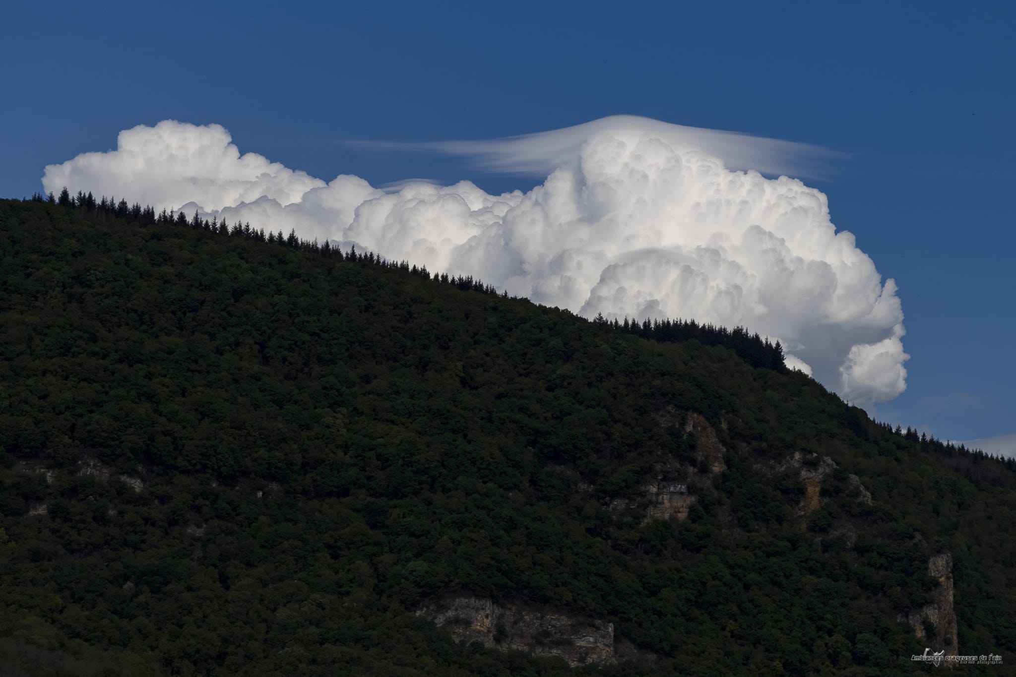 covection et pilleus sur le bugey - 18/04/2020 15:30 - brice volo