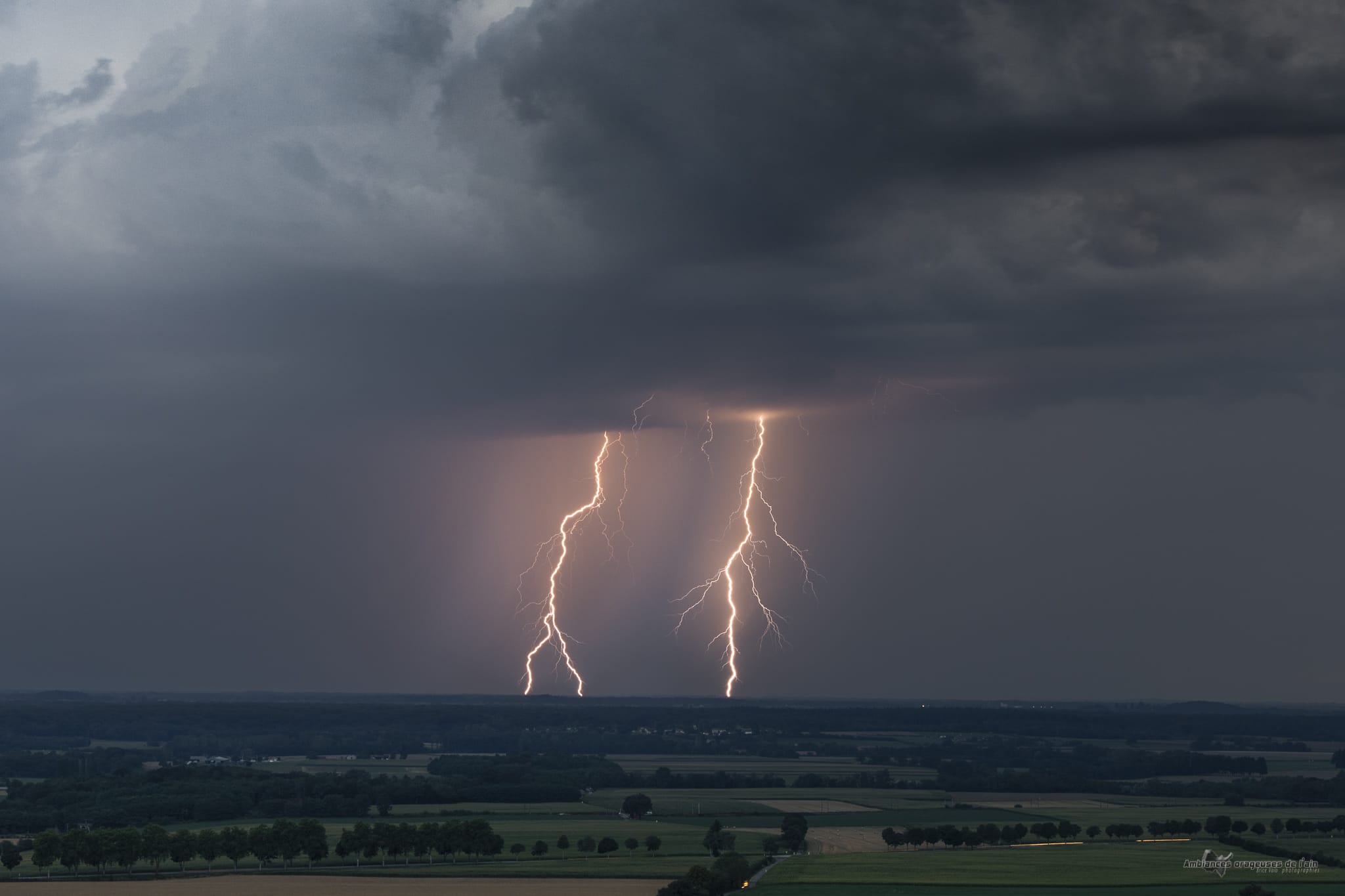 foudre dans l ain - 19/08/2019 20:42 - brice volo