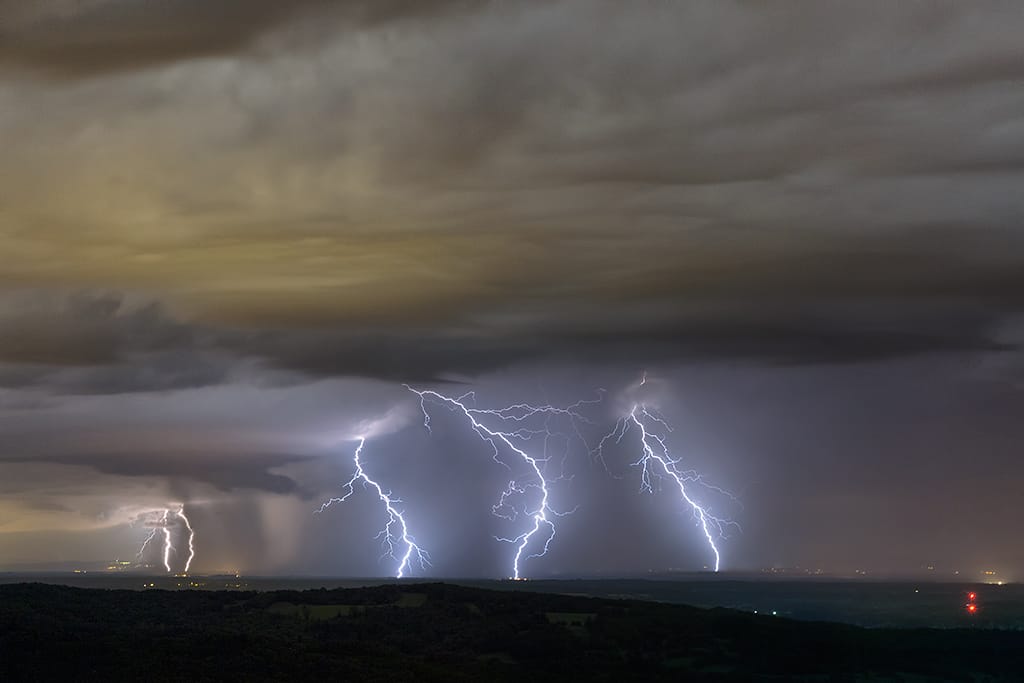 Orage du 19 juin 2019 à Poncin (01) - 20/06/2019 00:48 - Simon VENIN