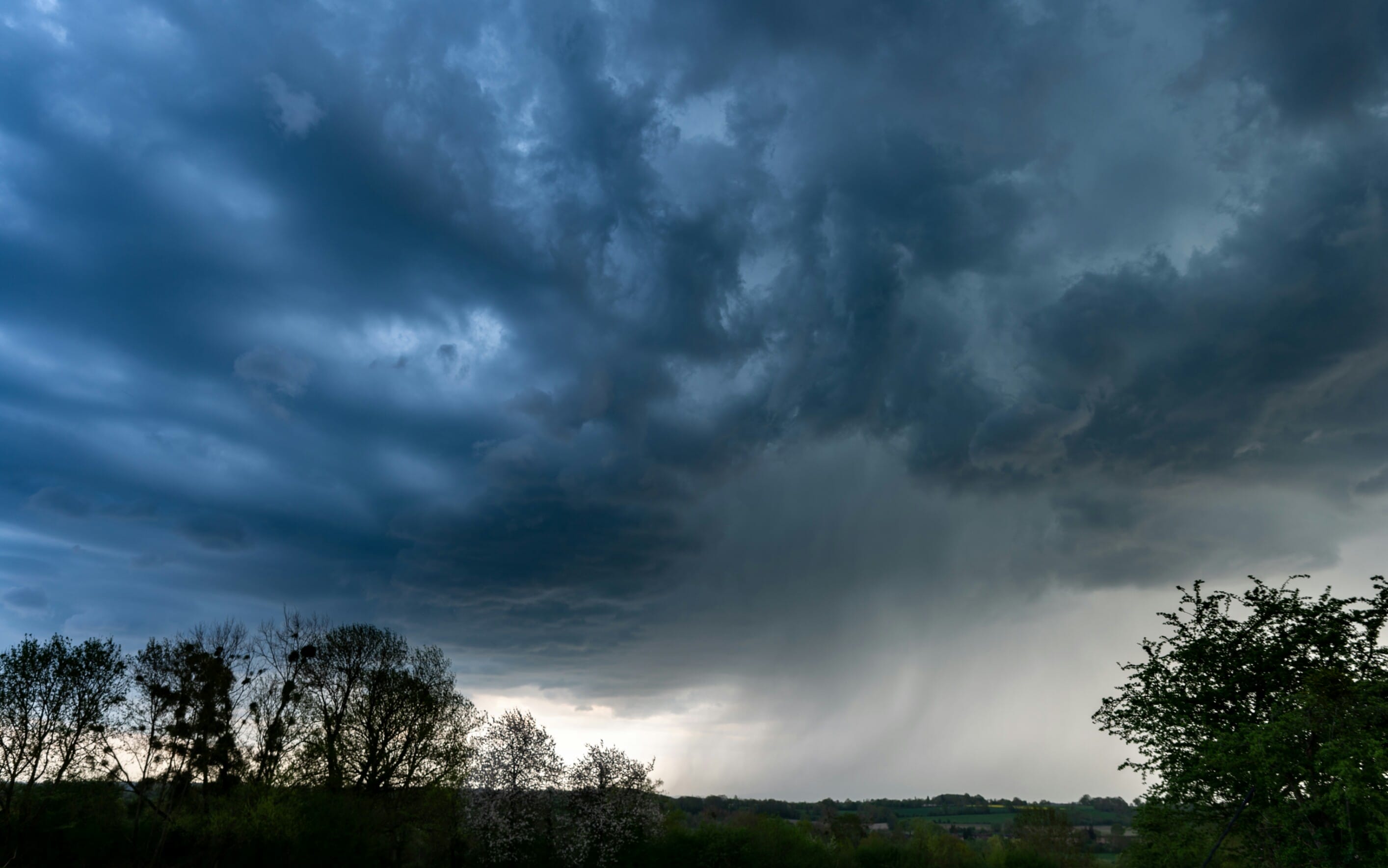 Orage du 21 avril 2018 à Laleu en Normandie dans l'Orne - 21/04/2018 19:27 - sylvie PILET