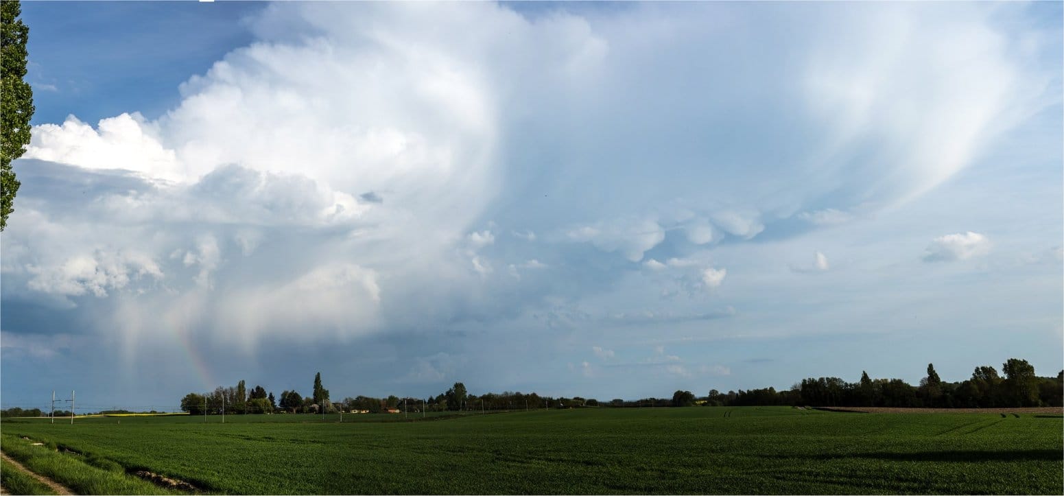 Orages entre Côte-d'Or et Saône-et-Loire dans l'après-midi. - 10/04/2017 16:00 - Yannick MOREY