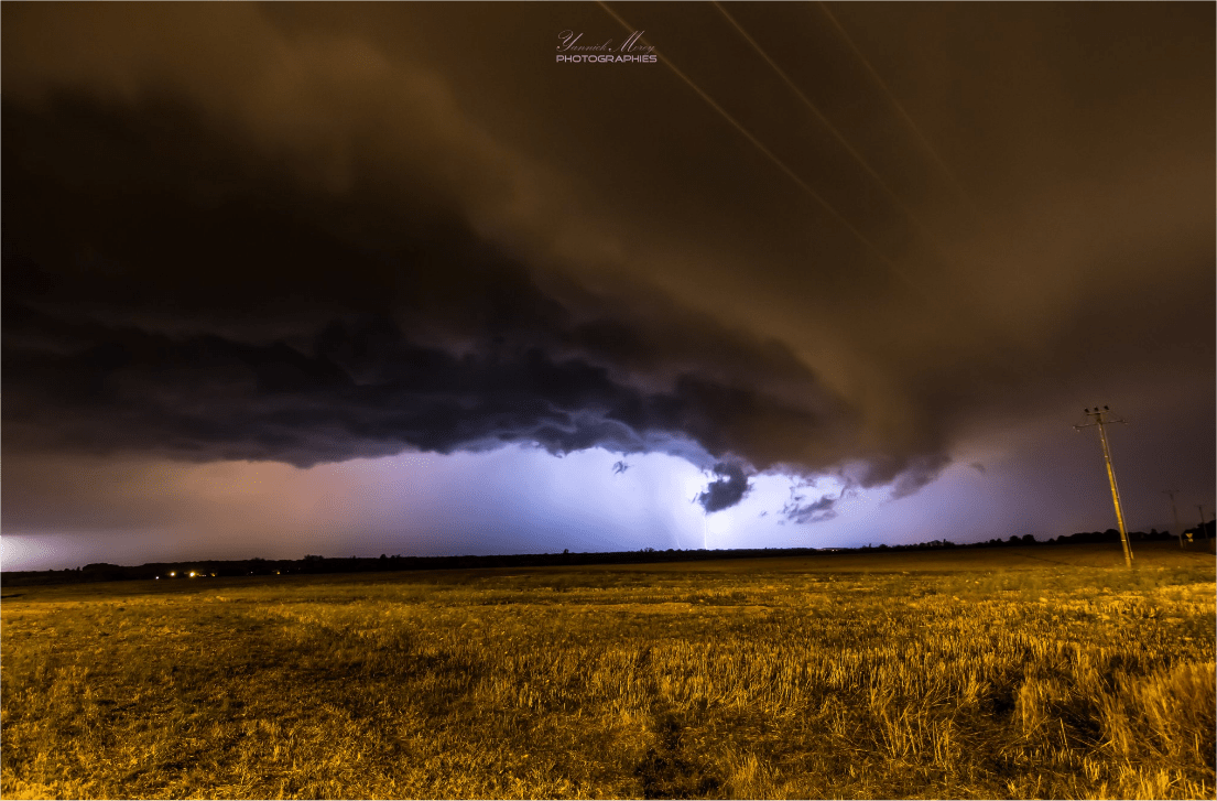 Orages en Saône-et-Loire en soirée. - 15/09/2016 00:00 - Yannick MOREY