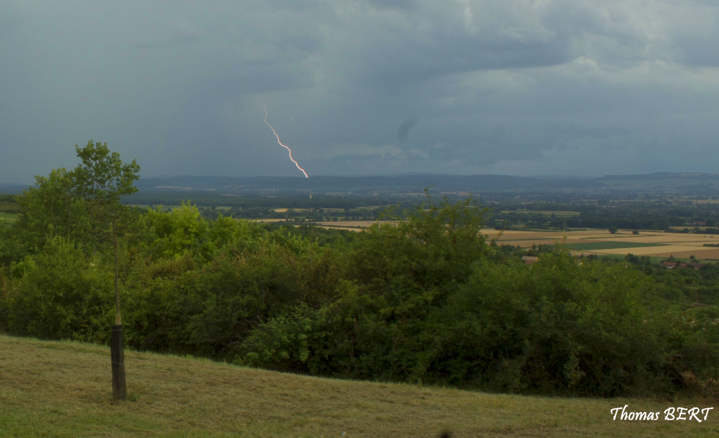 Orage vers Taizé 71 Saône et Loire - 27/06/2017 20:00 - Thomas BERT