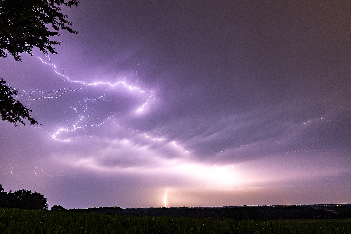 Orage en Saône-et-Loire. - 22/06/2025 00:00 - Mickaël RAY