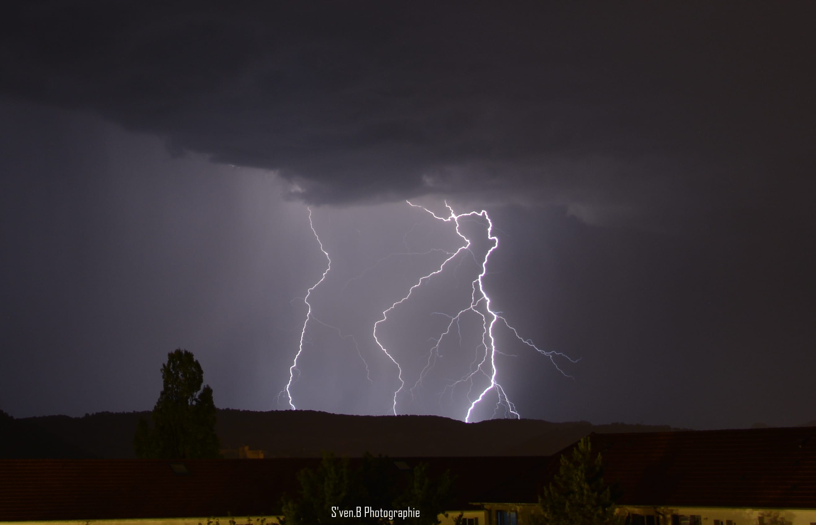 Orage sur Besançon - 26/07/2019 03:30 - Steven Belaubre