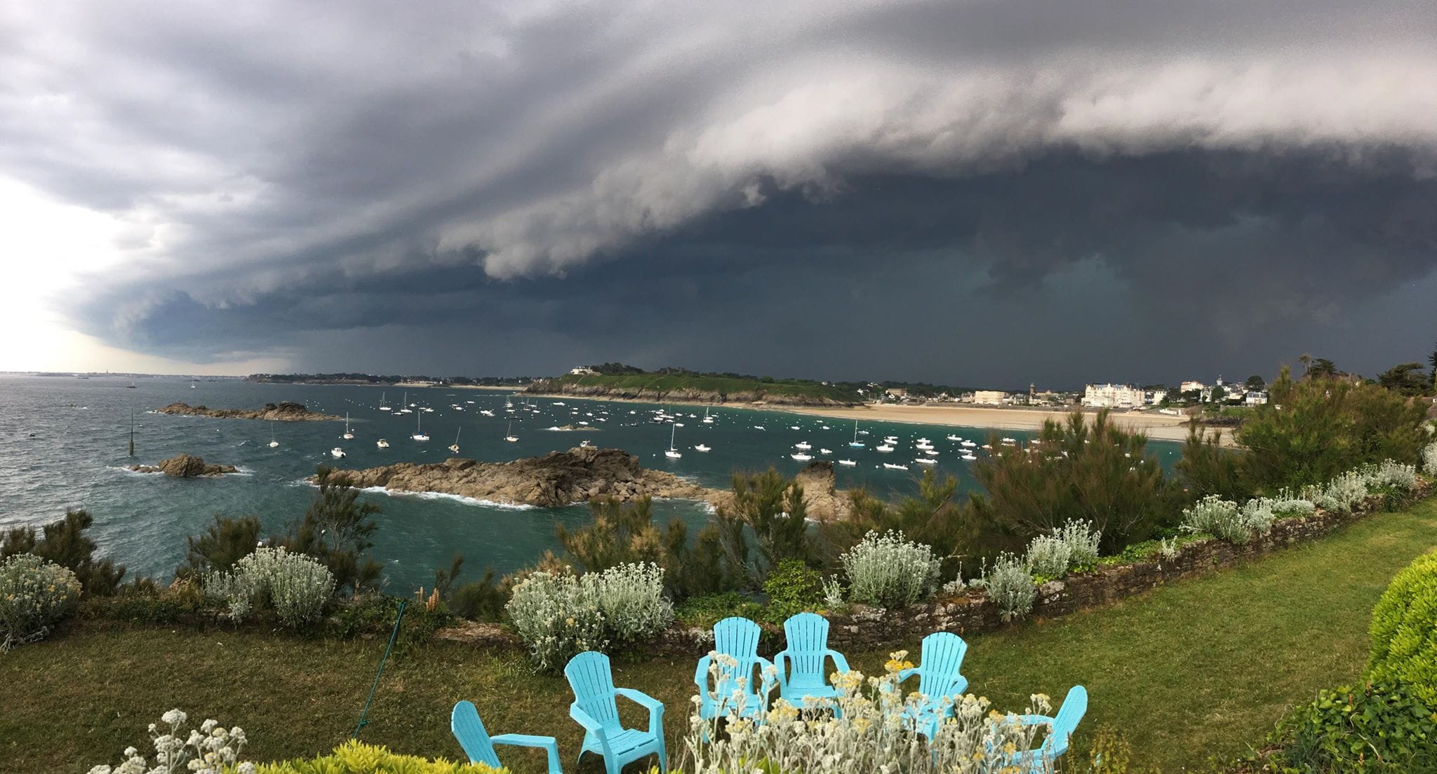 Imposant arcus à Saint-Lunaire (35) - 03/06/2018 18:00 - Juliette Aubrée