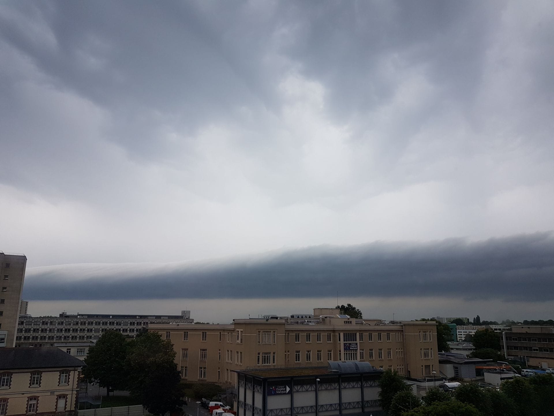 Stratocumulus Volutus en provenance du SO de Rennes. - 18/06/2019 11:15 -  