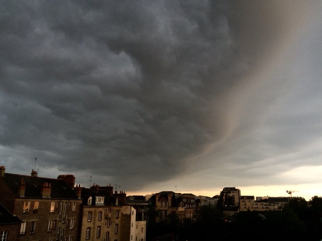 Orage arrivant sur Rennes en Bretagne - 26/05/2018 20:50 - Laurent Riéra ?