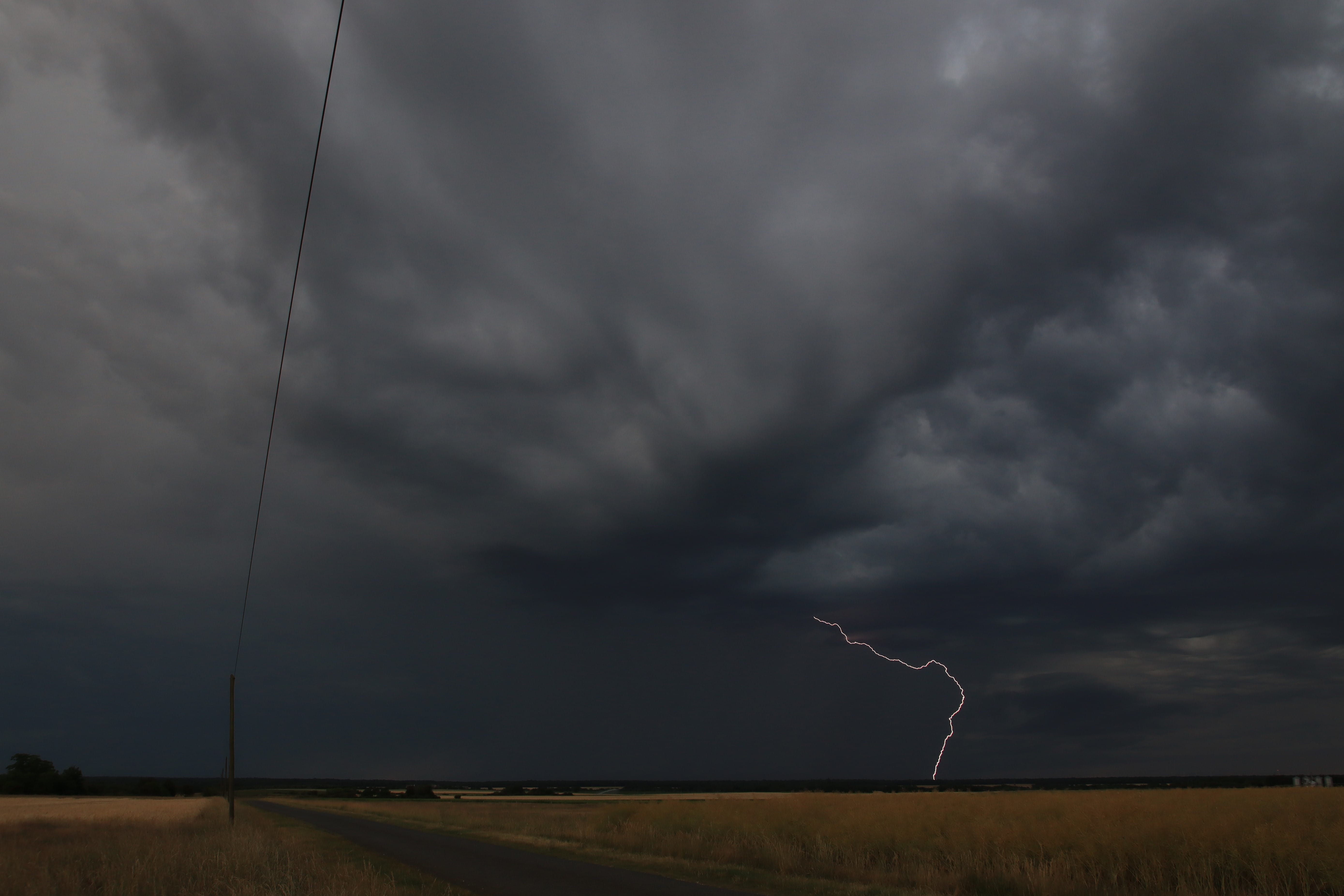 Arcay (18), orage au sud du Cher - 04/06/2022 21:12 - Bruno CREUGNY