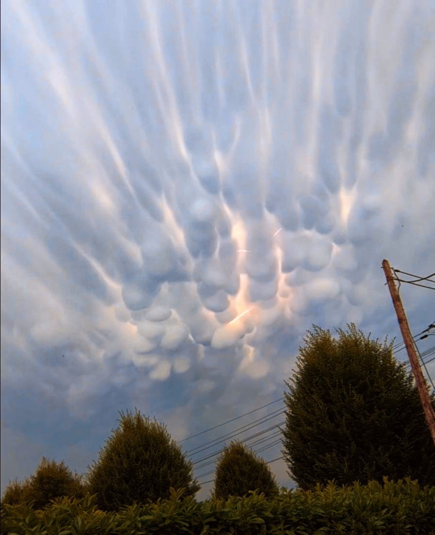 Mammatus et orage - 13/06/2025 20:00 - carole sauvegrain