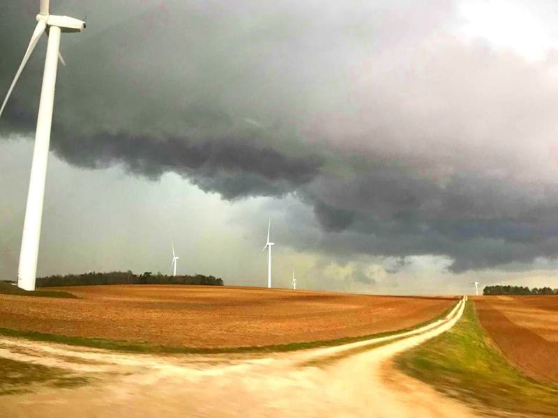 Orage du 11 mars 2018 au dessus de Troyes et sa région. - 11/03/2018 17:30 - laure bernazzani