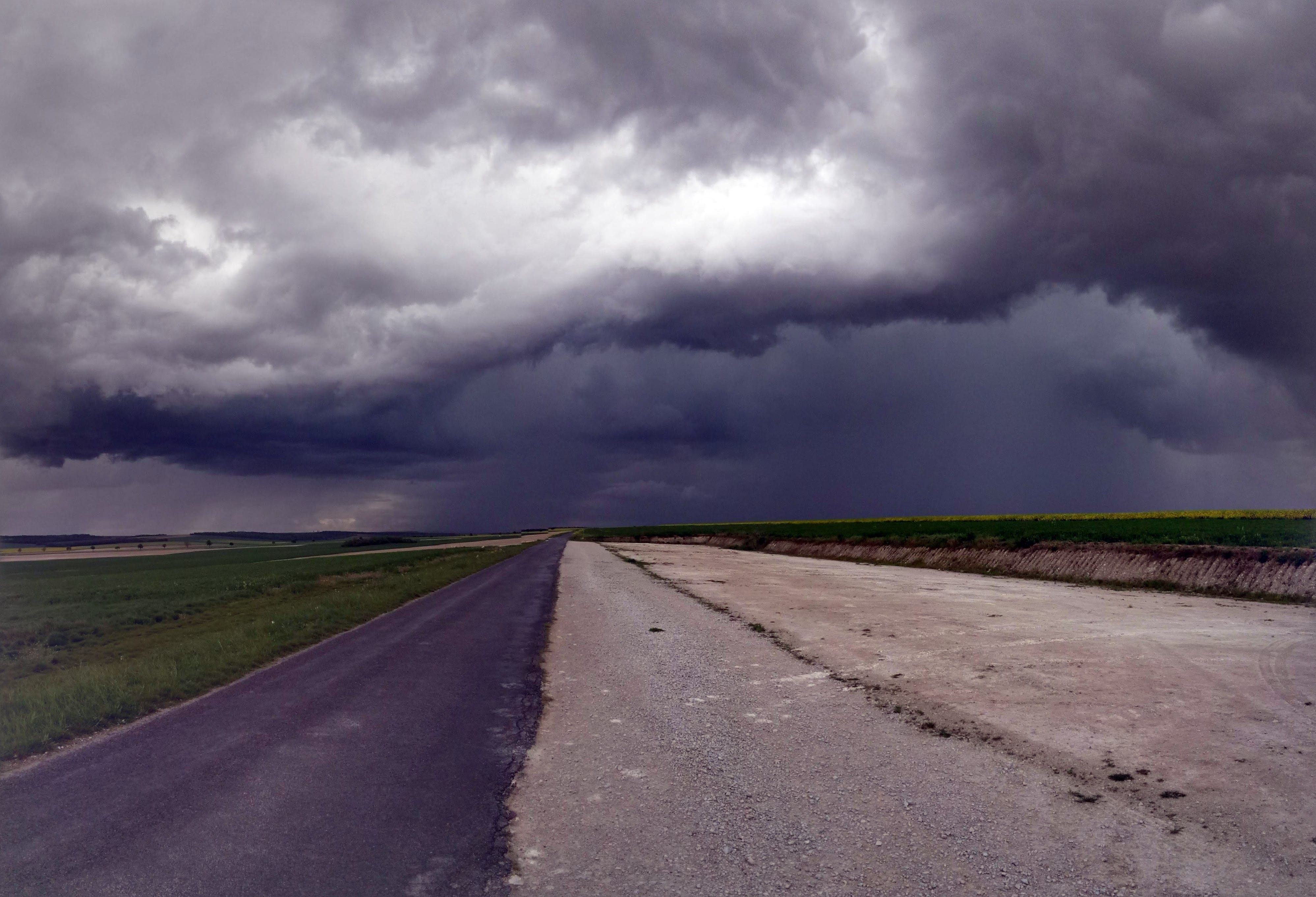 Orage entre Châlons en Champagne et Marson - 12/05/2017 14:50 - Eric Arrigossi