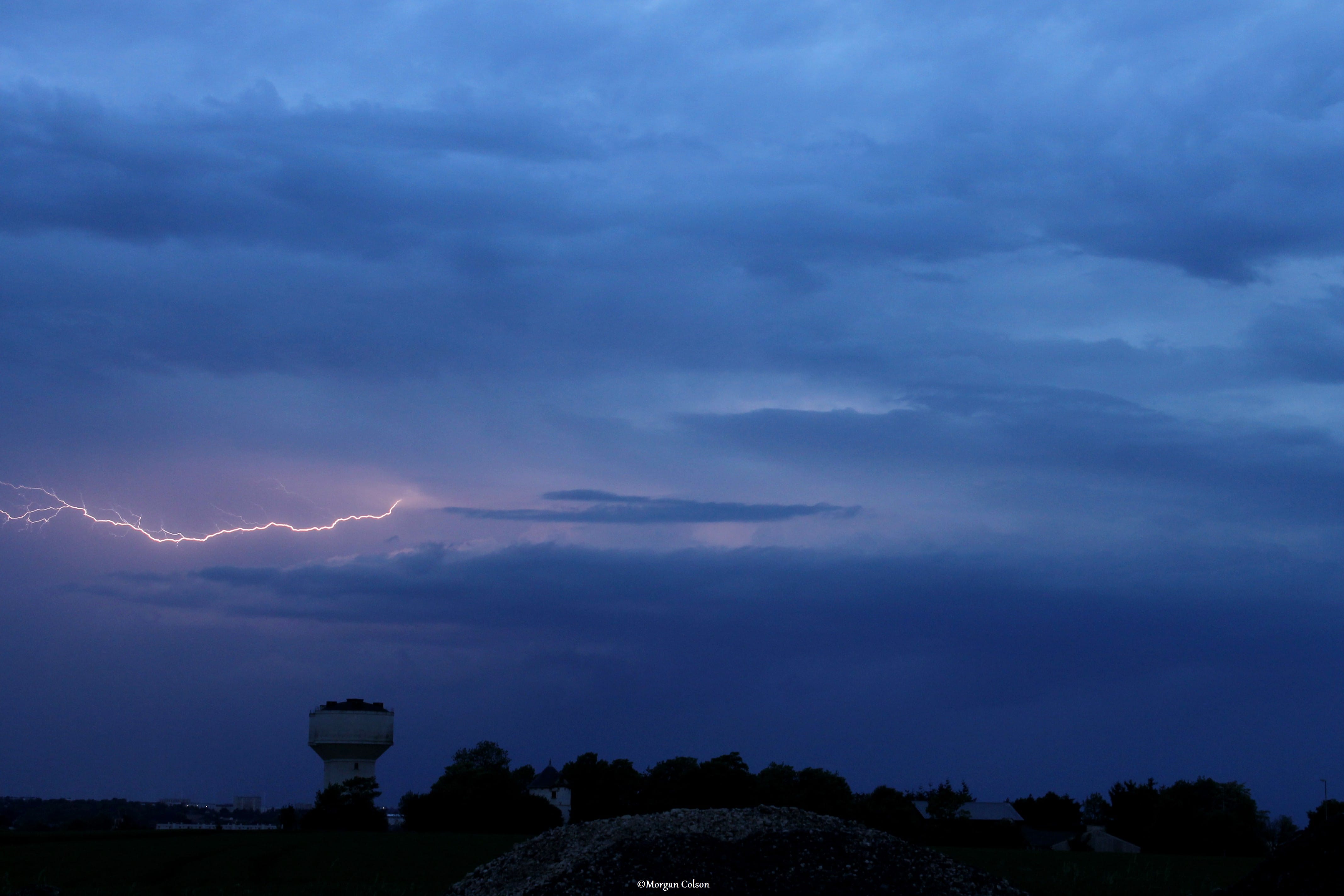 orage sur Châlons en Champagne - 18/05/2017 22:00 - morgan Colson