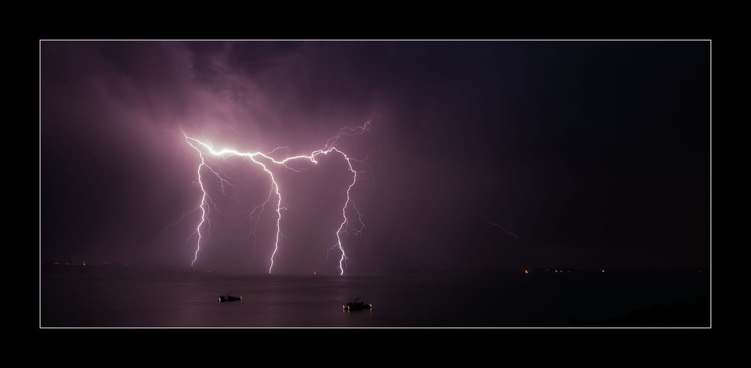 Orage sur le lac de Neuchâtel (Suisse) - 30/06/2016 00:30 - Bays Martial