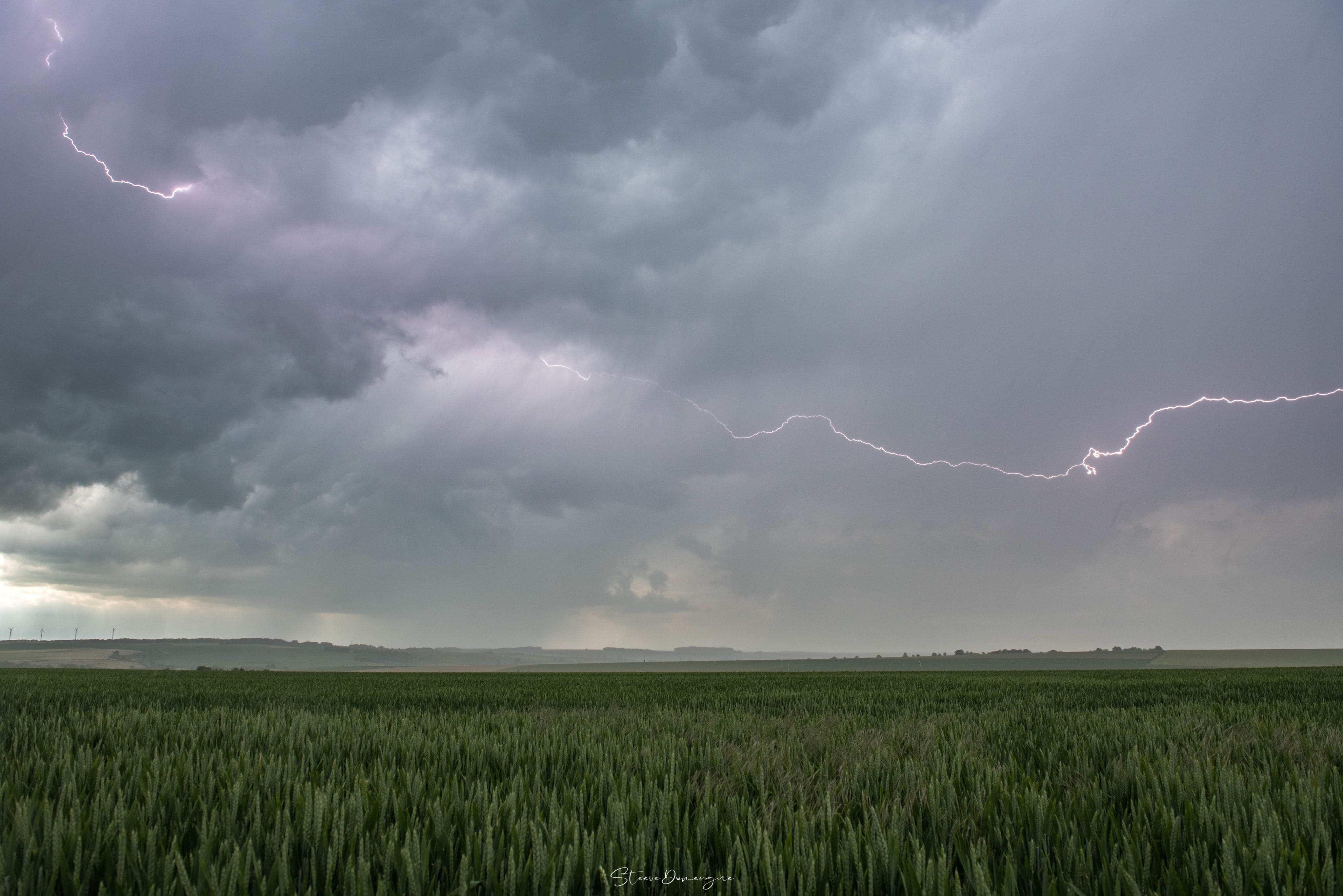 Orage capturé sur la commune de Saint-Quentin dans les Ardennes - 04/06/2019 20:00 - Amarok WildPix SD