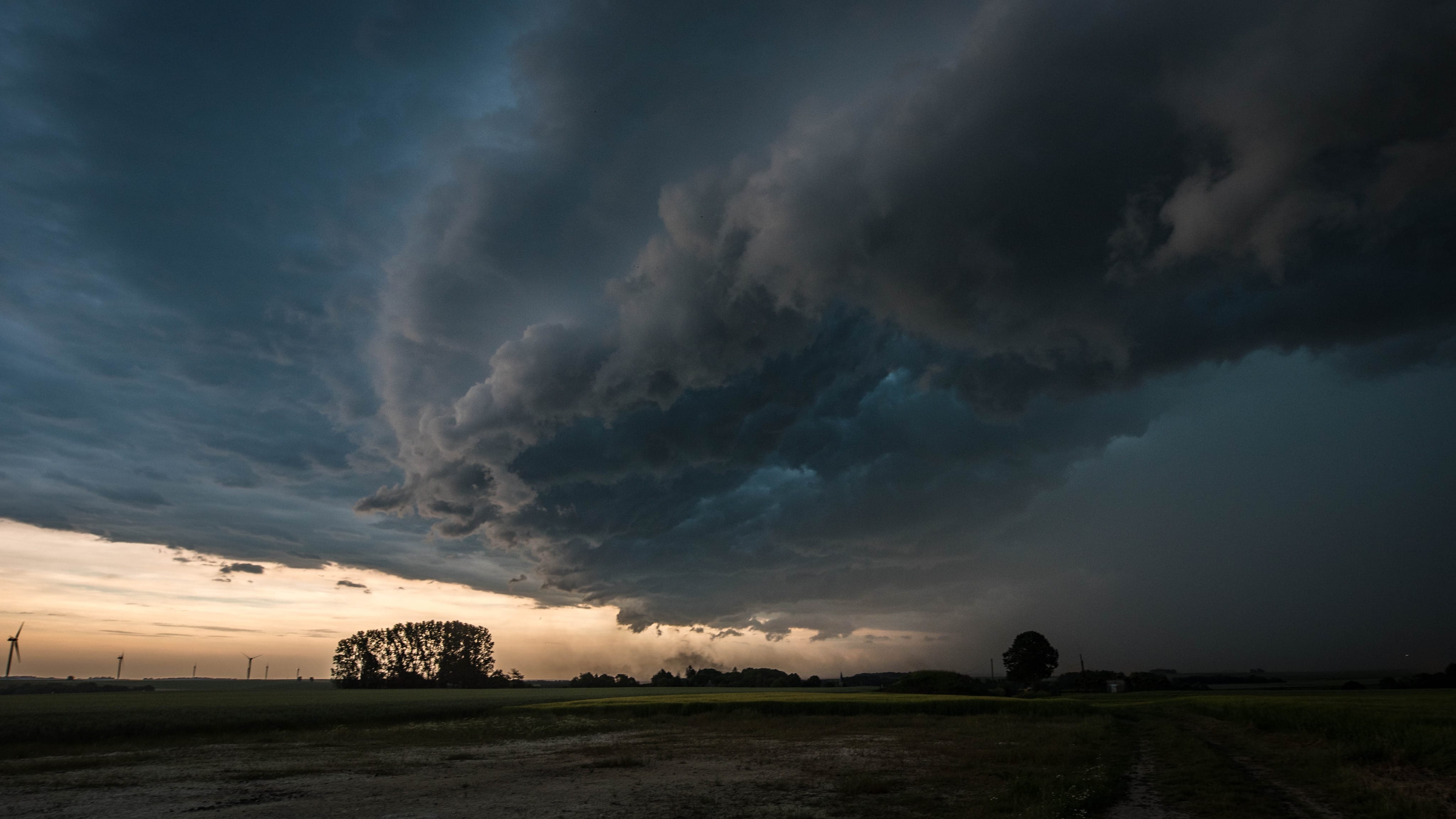 Orage capturé sur la commune de Saint-Quentin dans les Ardennes - 04/06/2019 20:00 - WildPix SD Amarok