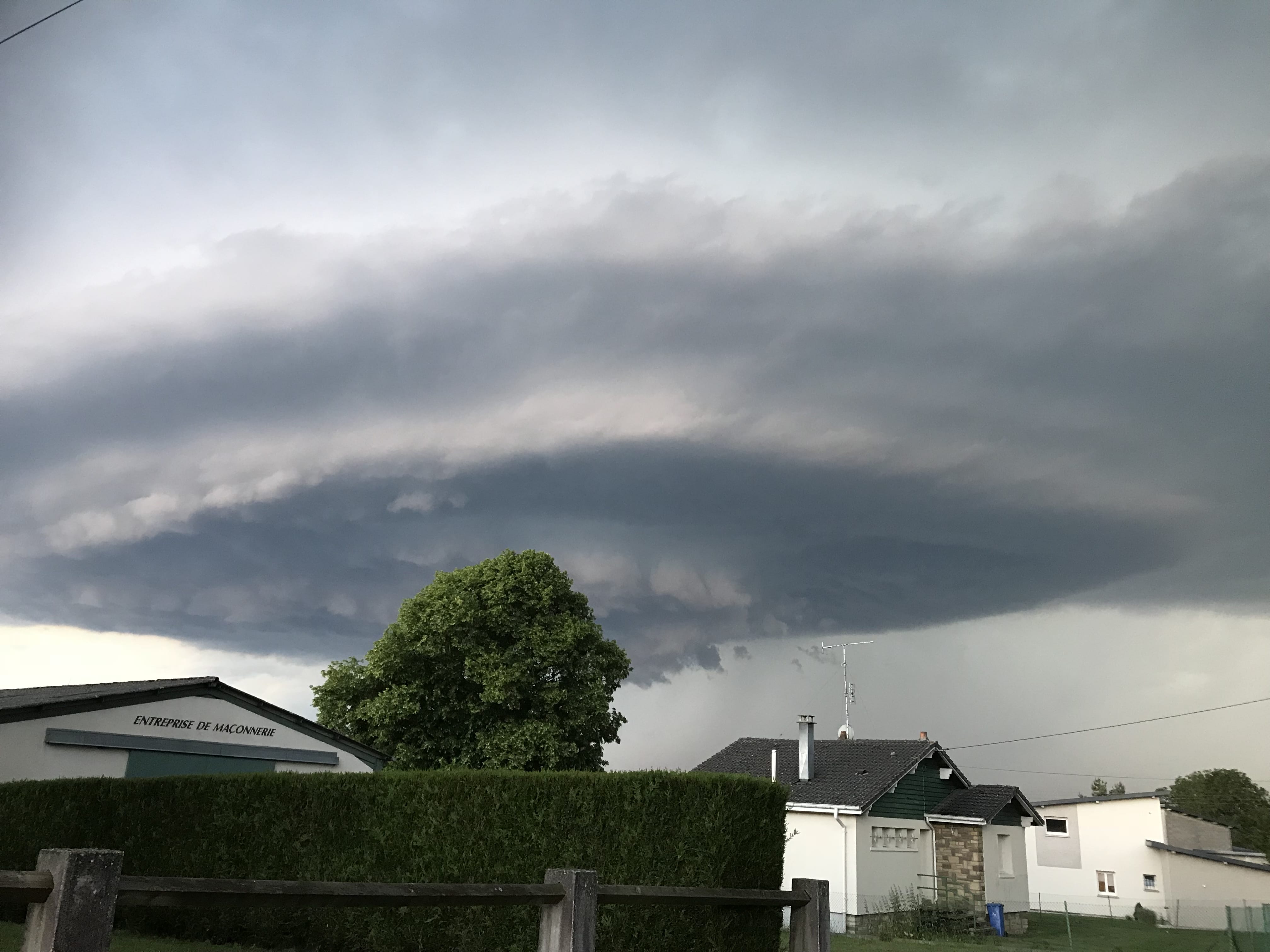 Orage supercellulaire - 05/06/2019 21:00 - Alexandre Etienne