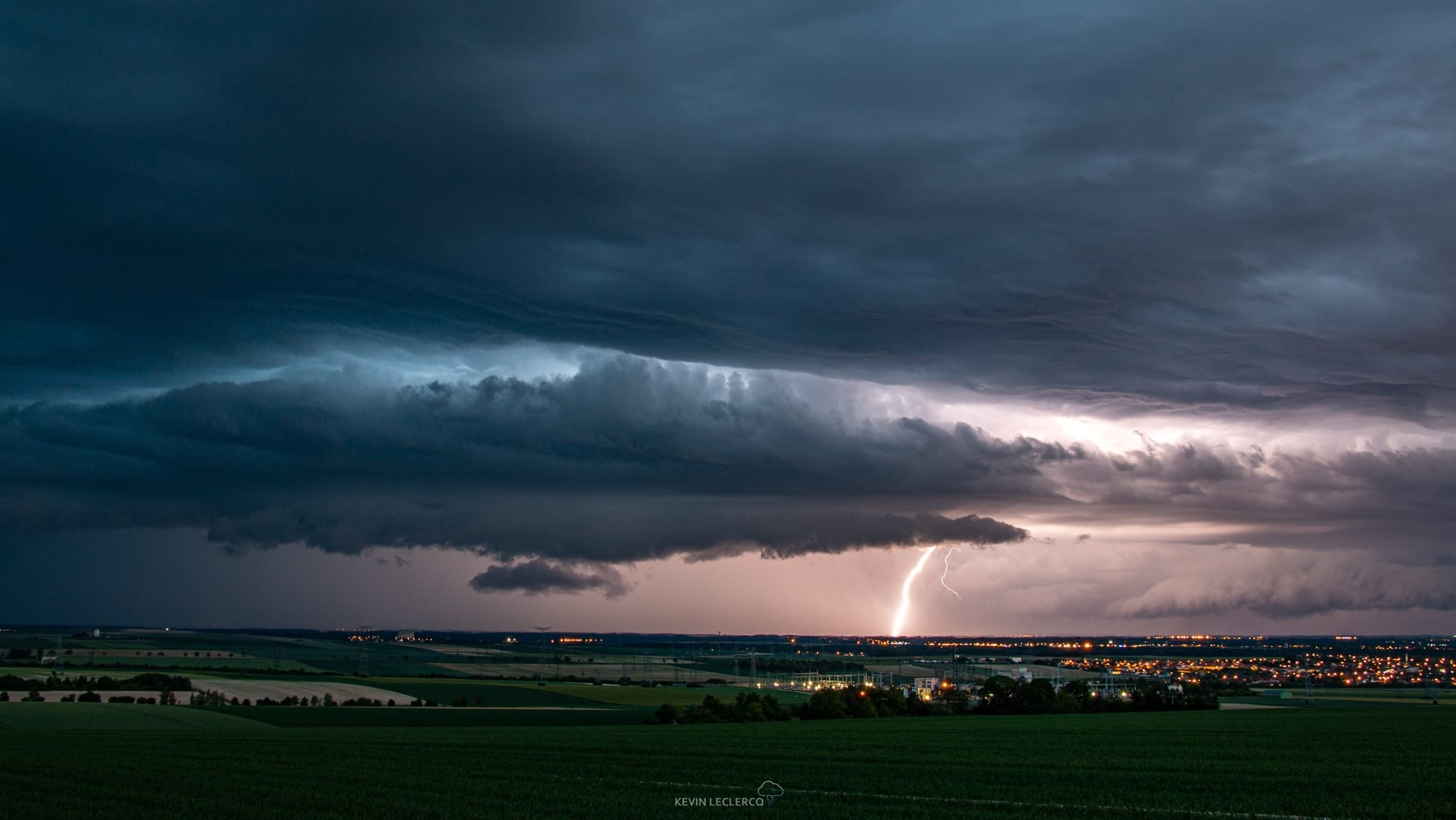 Orage arrivant sur la ville de Troyes (10) - 09/05/2020 21:00 - Kévin Leclercq