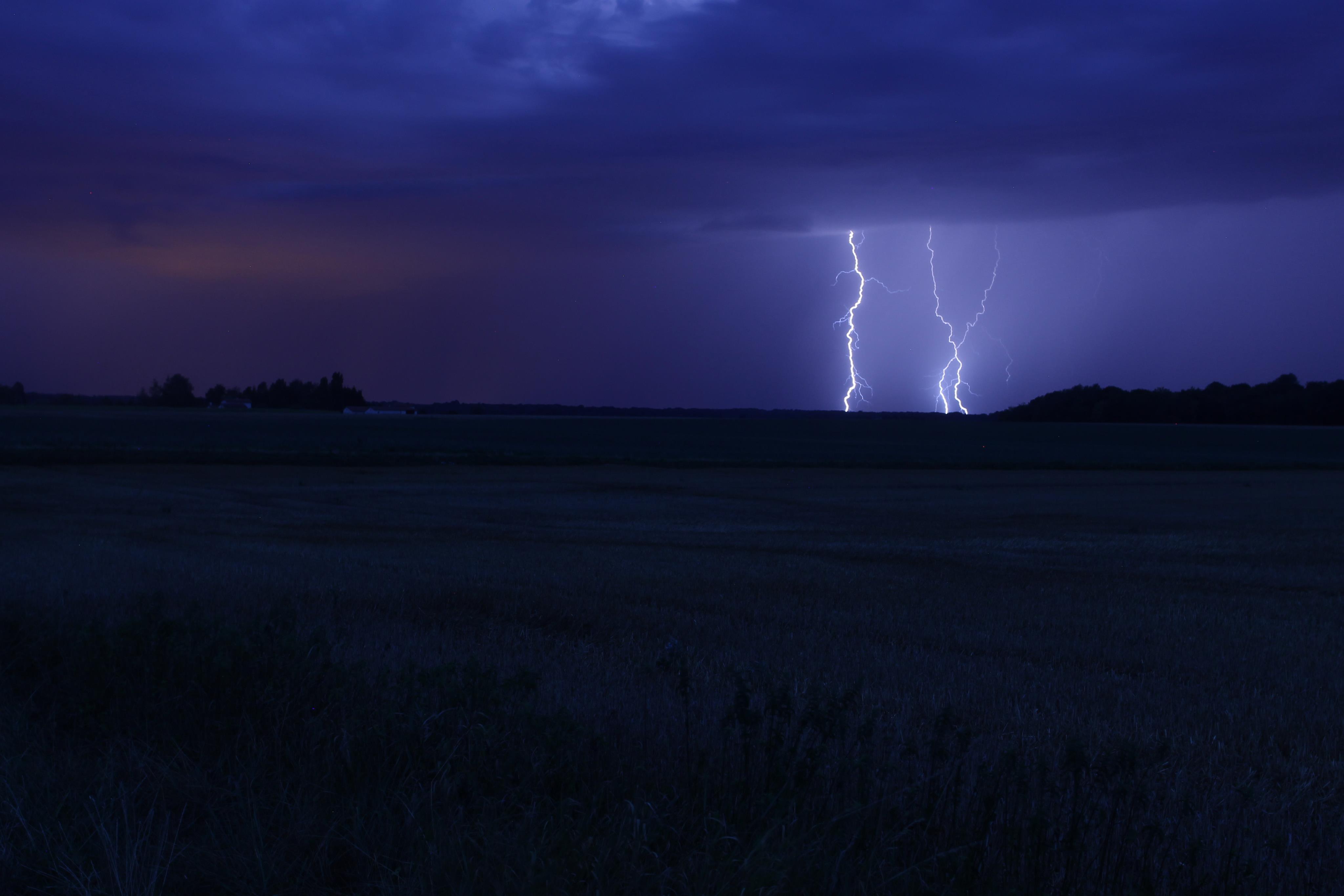 Orage très électriques  en Meuse bussy la côte - 13/08/2018 05:00 - Frédéric Lejaille