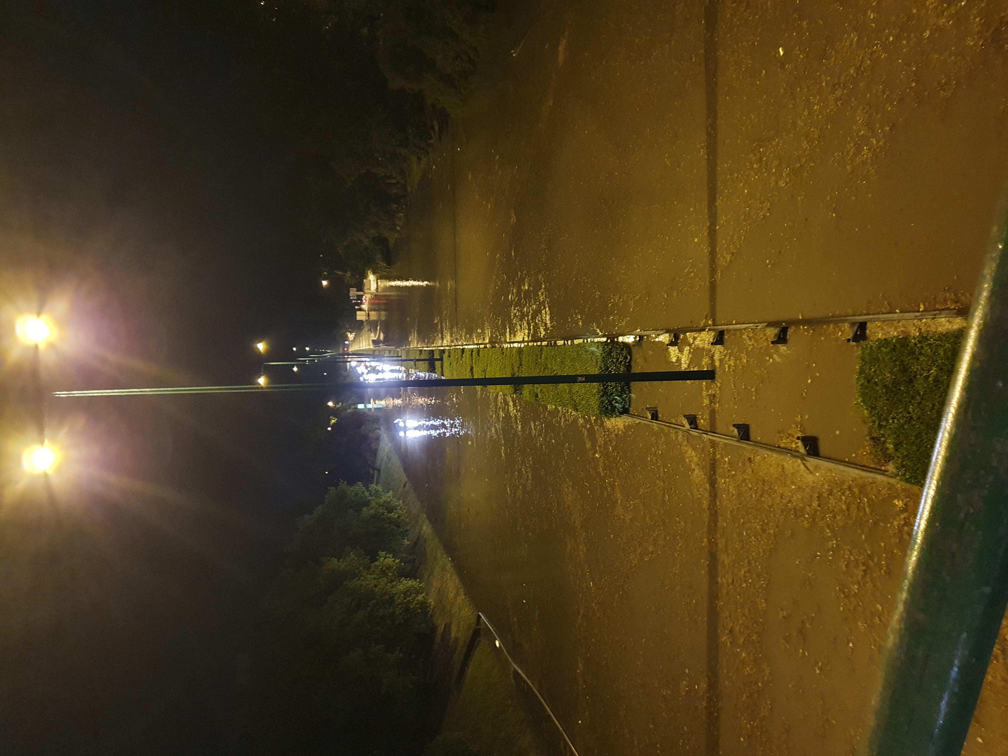 Gros orage sur la ville de reims, longtemps que cela n'étais pas arrivé avec beaucoup d'inondations en ville - 26/06/2020 23:00 - Alexis Lotton