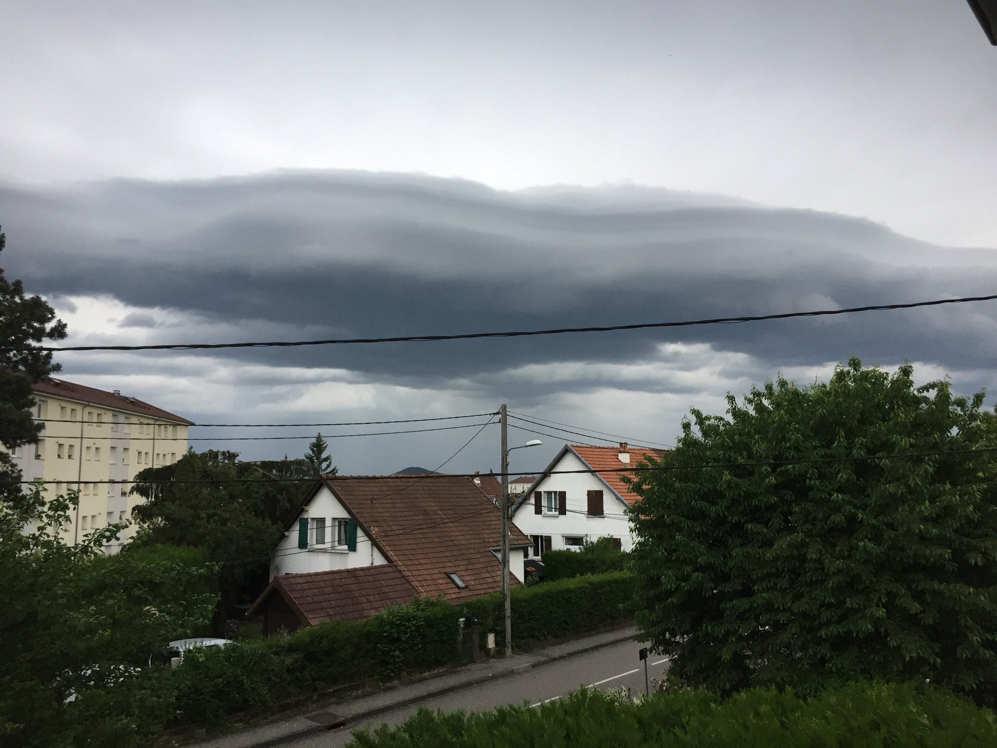 Arcus en approche sud-Ouest de Besançon ! - 27/05/2018 20:45 - Loïc Brezhoneg ?