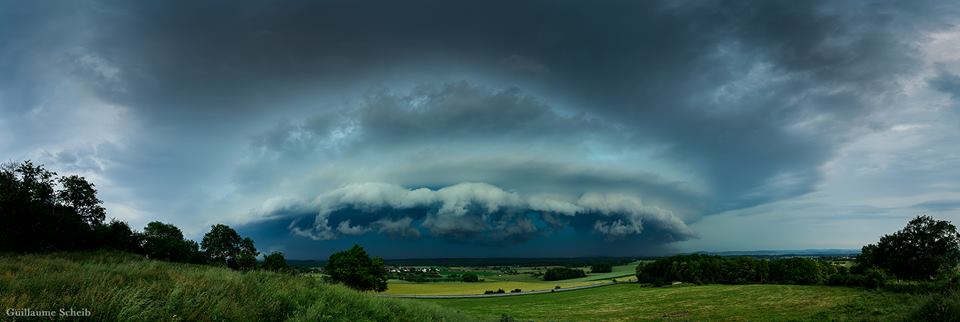 Superbe interception d'un orage violent hier au Sud-Est de Nancy ! - 28/05/2018 20:00 - Guillaume Scheib