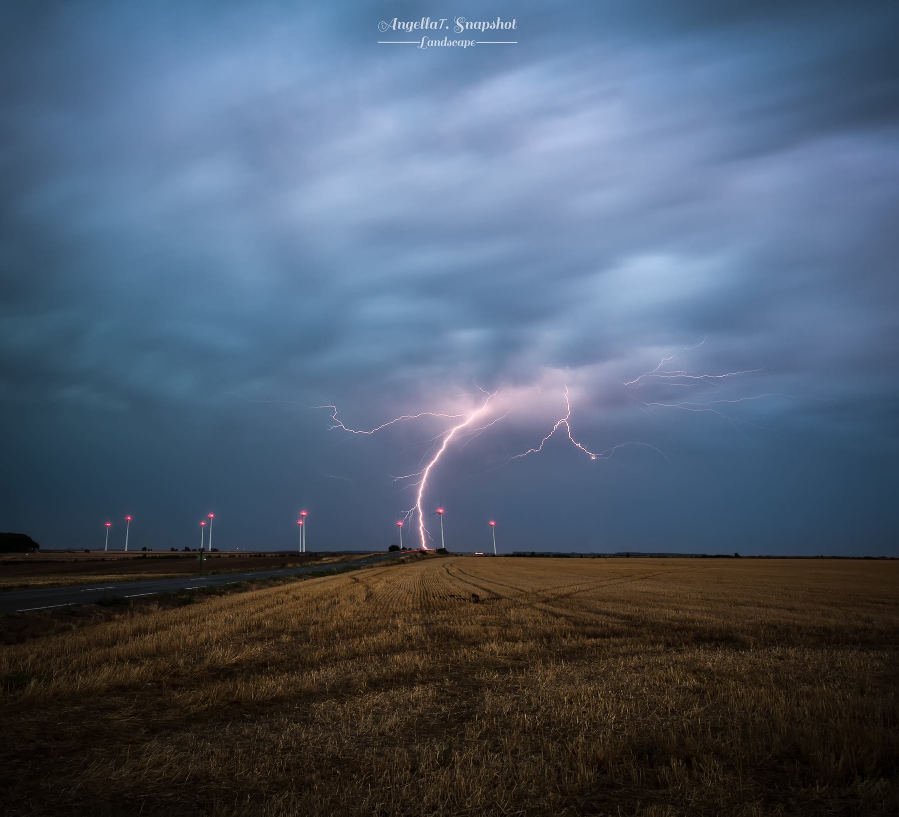 Une cellule remonte de Normandie, puis elle arrive dans la Somme. Positionnement à Conchil le temple afin d'avoir une belle vue dégagée à 360°. - 07/08/2018 21:00 - Snapshot AngelaT.