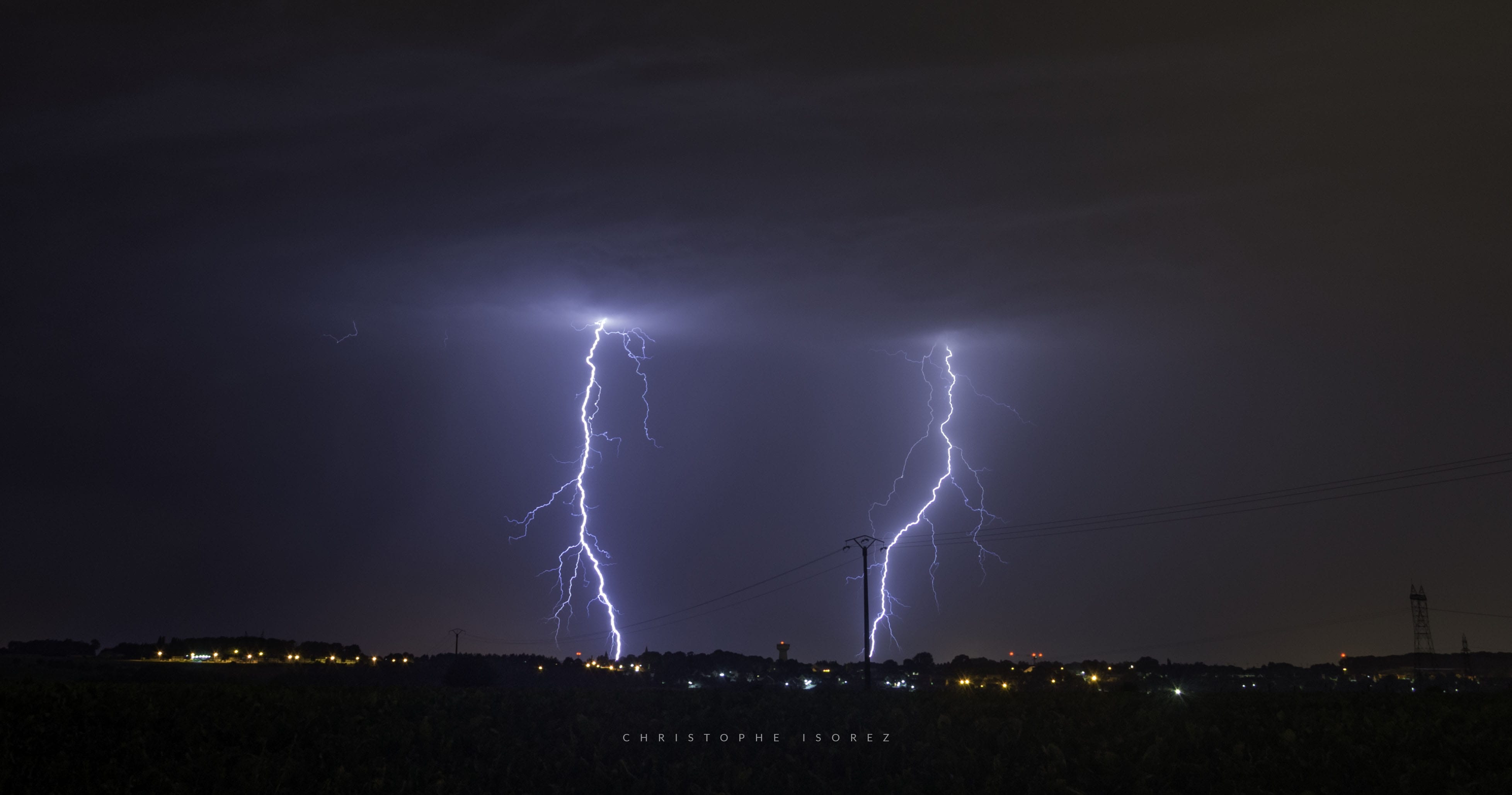 Orage assez violent sur aulnoy lez valenciennes - 08/08/2018 00:28 - christophe isorez