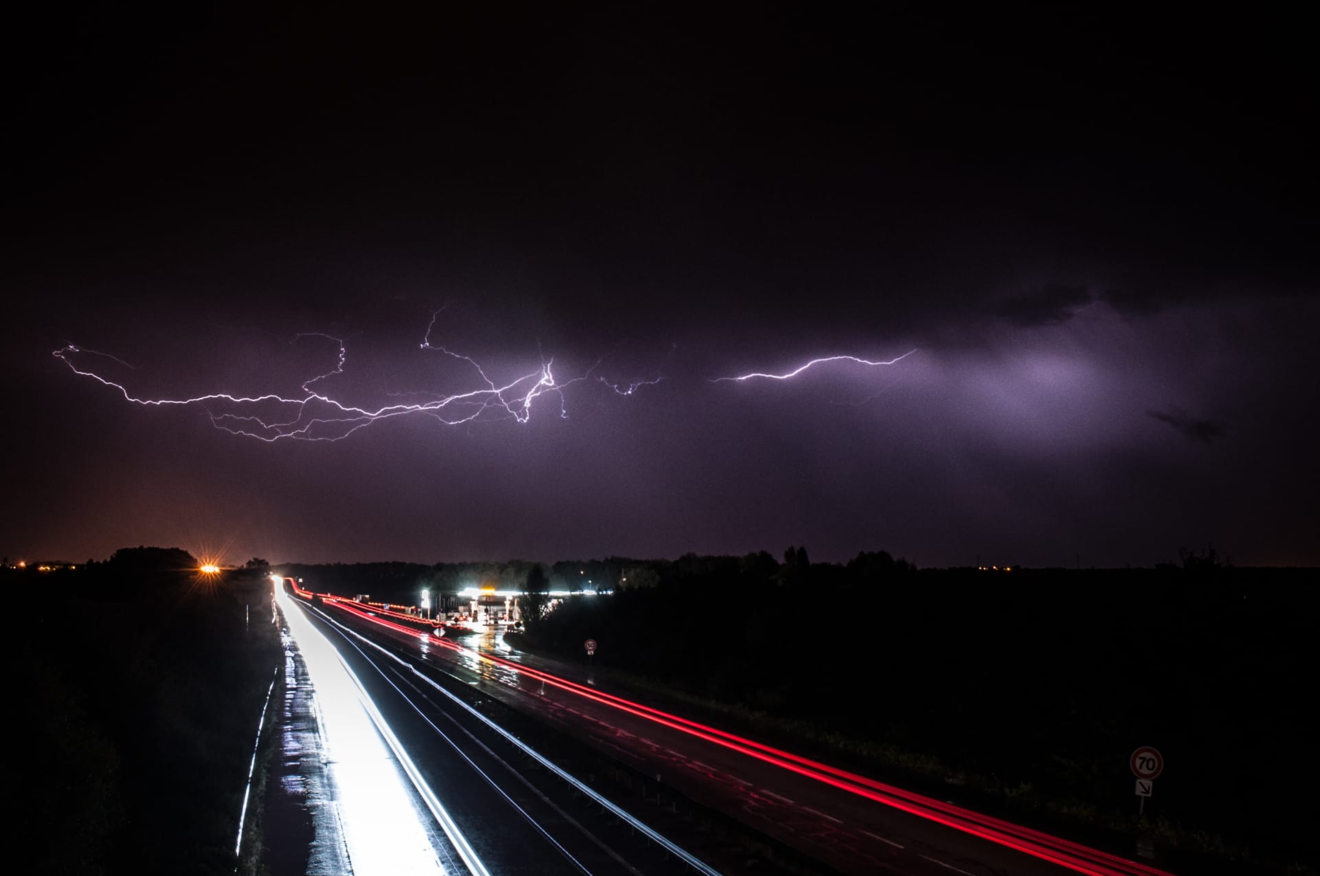 orage sur l Oise au dessus de la national 2 - 13/08/2018 00:45 - jeremy van cauteren
