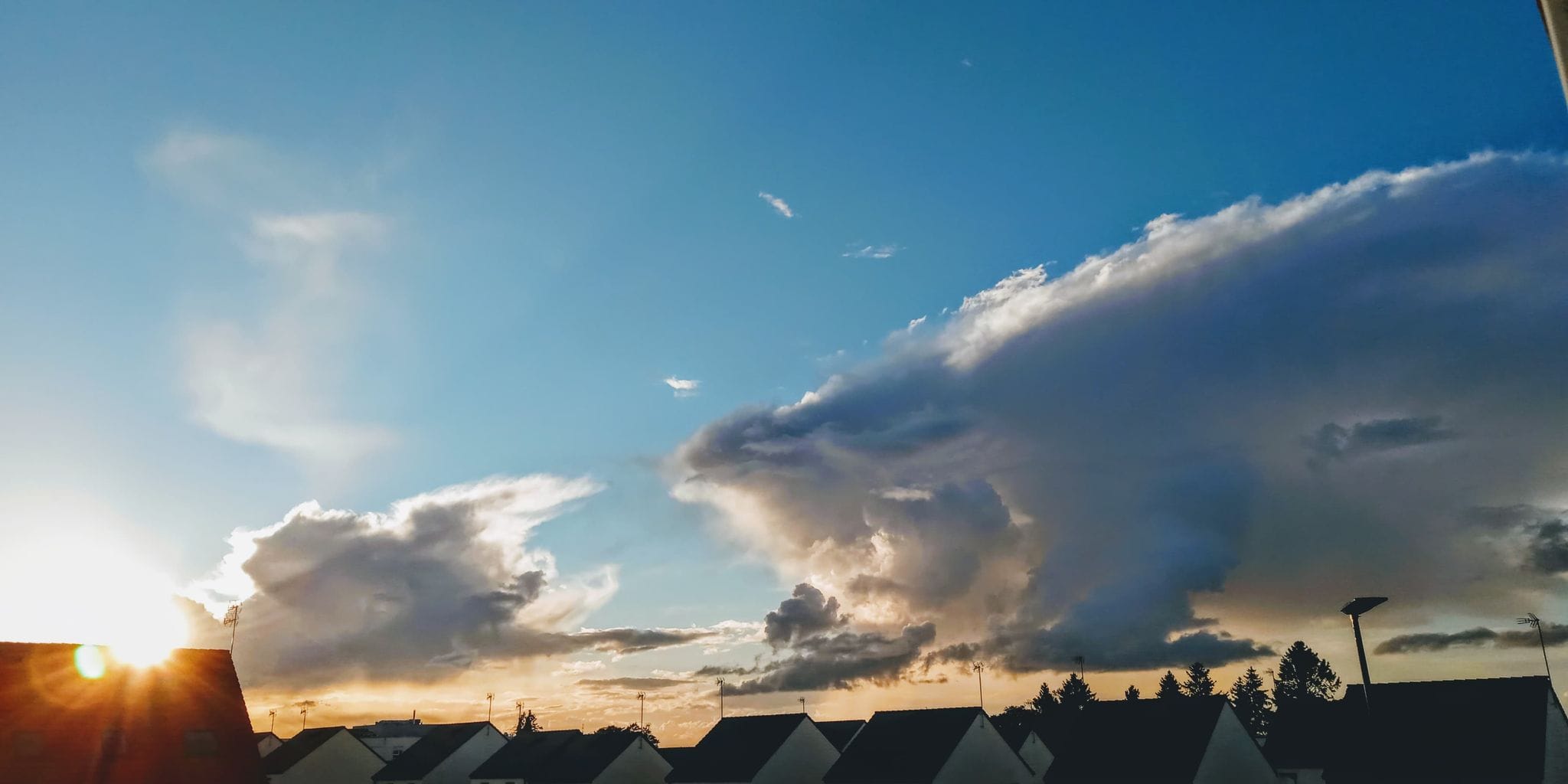 Nuages d'orages en ciel de traîne en phase de dissipation - 28/08/2020 19:55 - Stephane Mabille