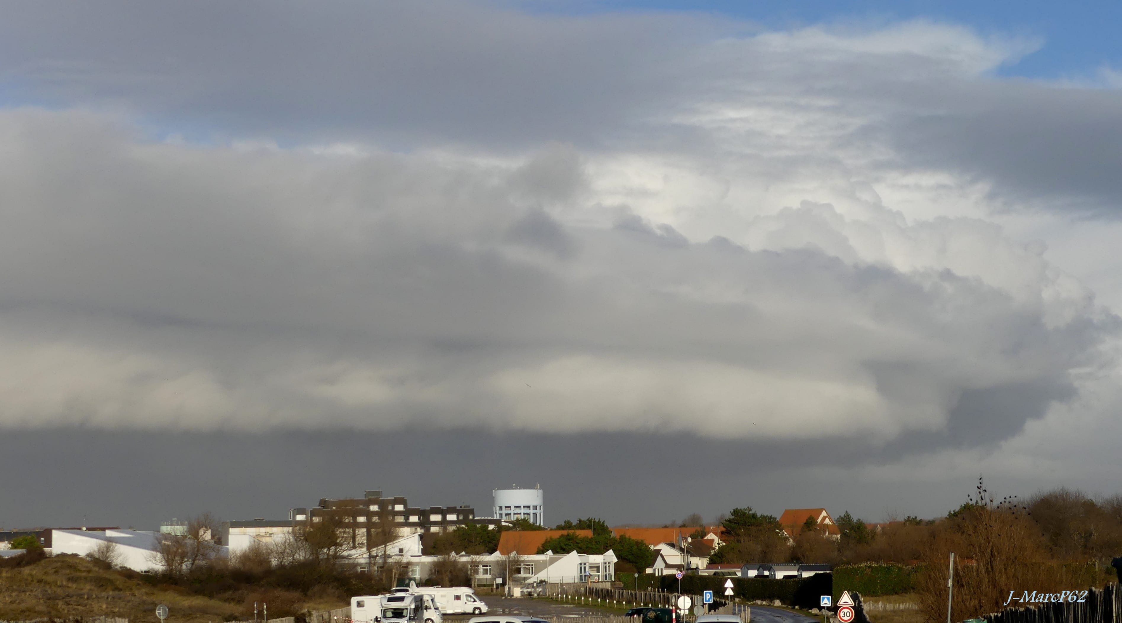 Passage d'un arcus qui s'éloigne dans les terres - 30/11/2018 15:27 - jean-marc pourcelet