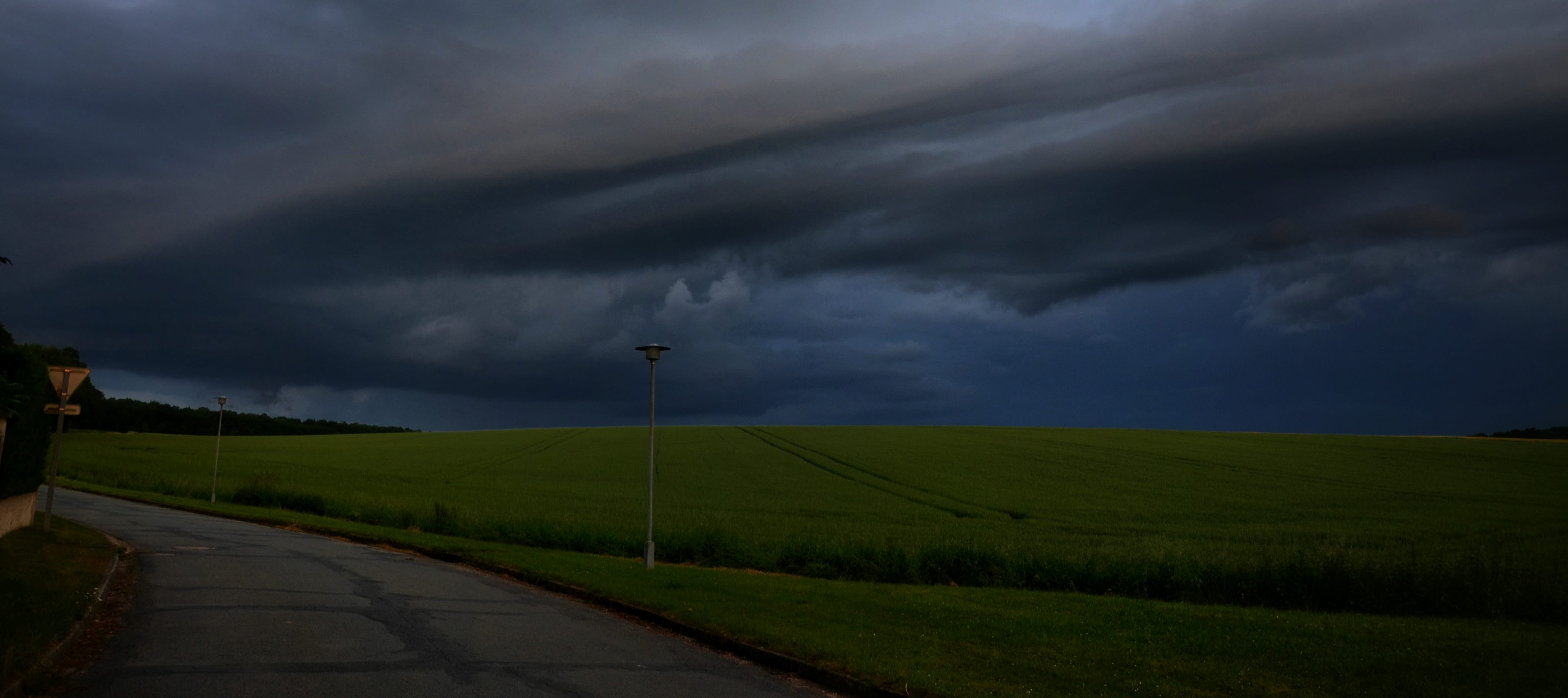 Arcus à l'avant d'une ligne orageuse à Poigny-la-Forêt (78) - 5 - 30/05/2018 21:00 - Pierre Renaudin