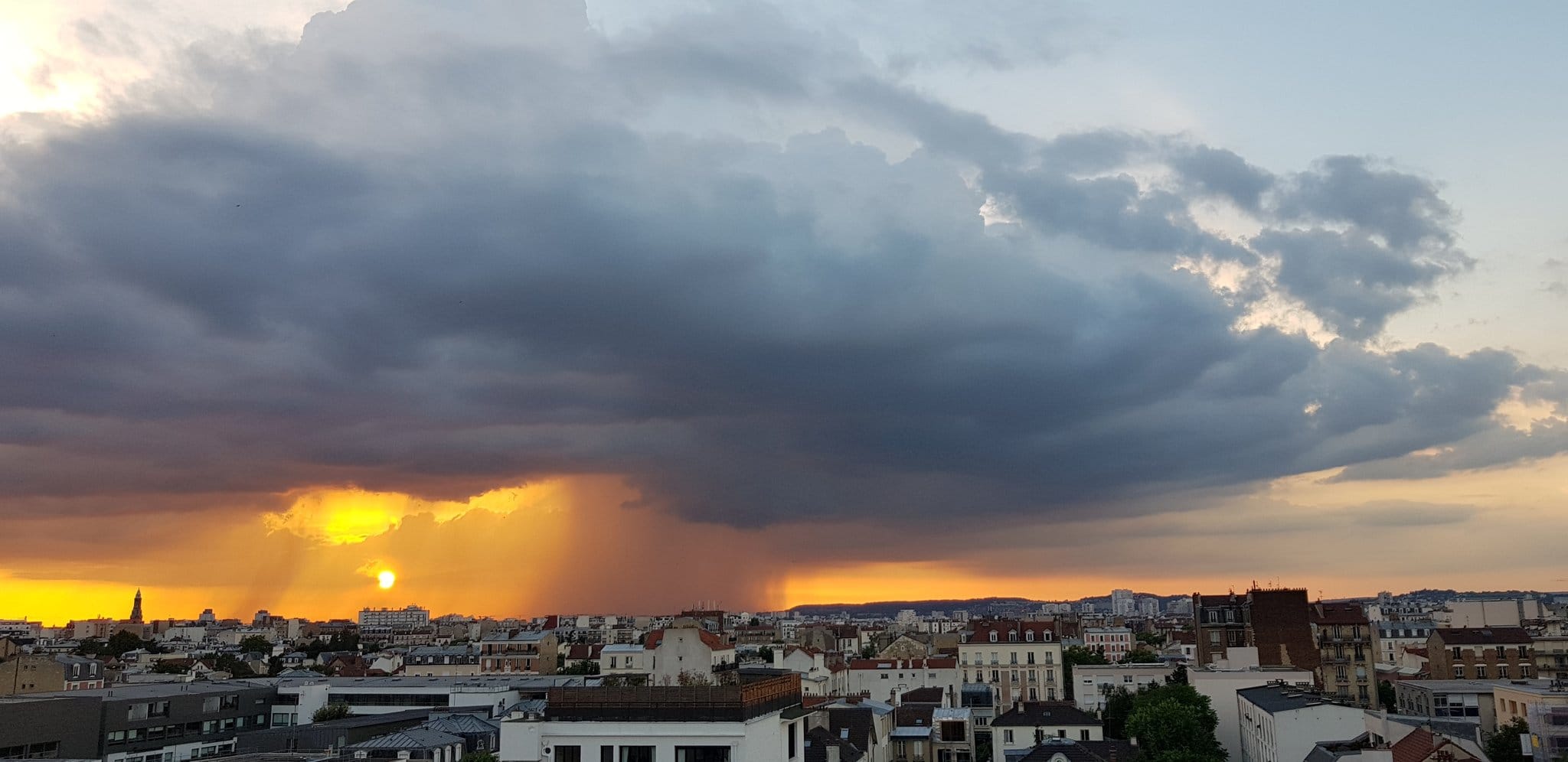 Averse en île-de-France - 30/05/2018 21:00 - Mathias Marteau