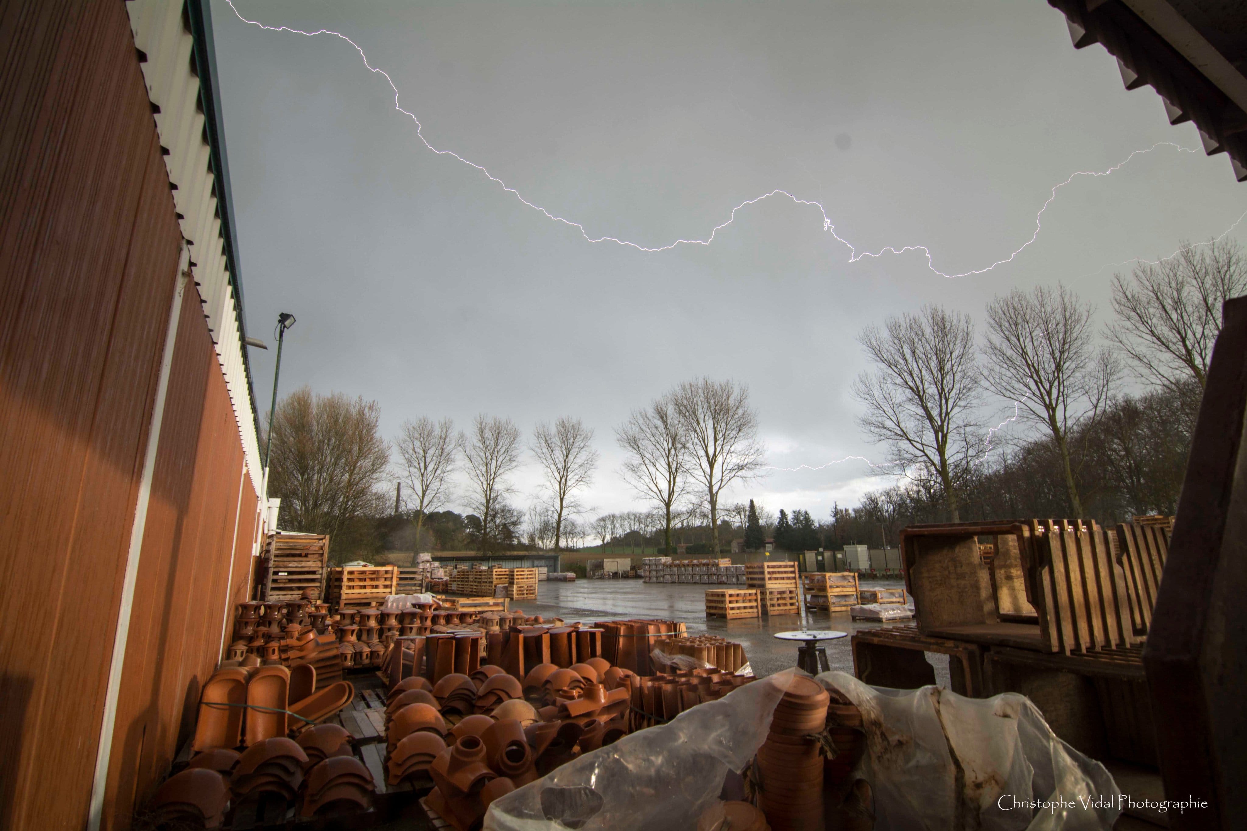 Orage depuis mon boulot à Montferrand - 11/03/2018 17:00 - Christophe vidal