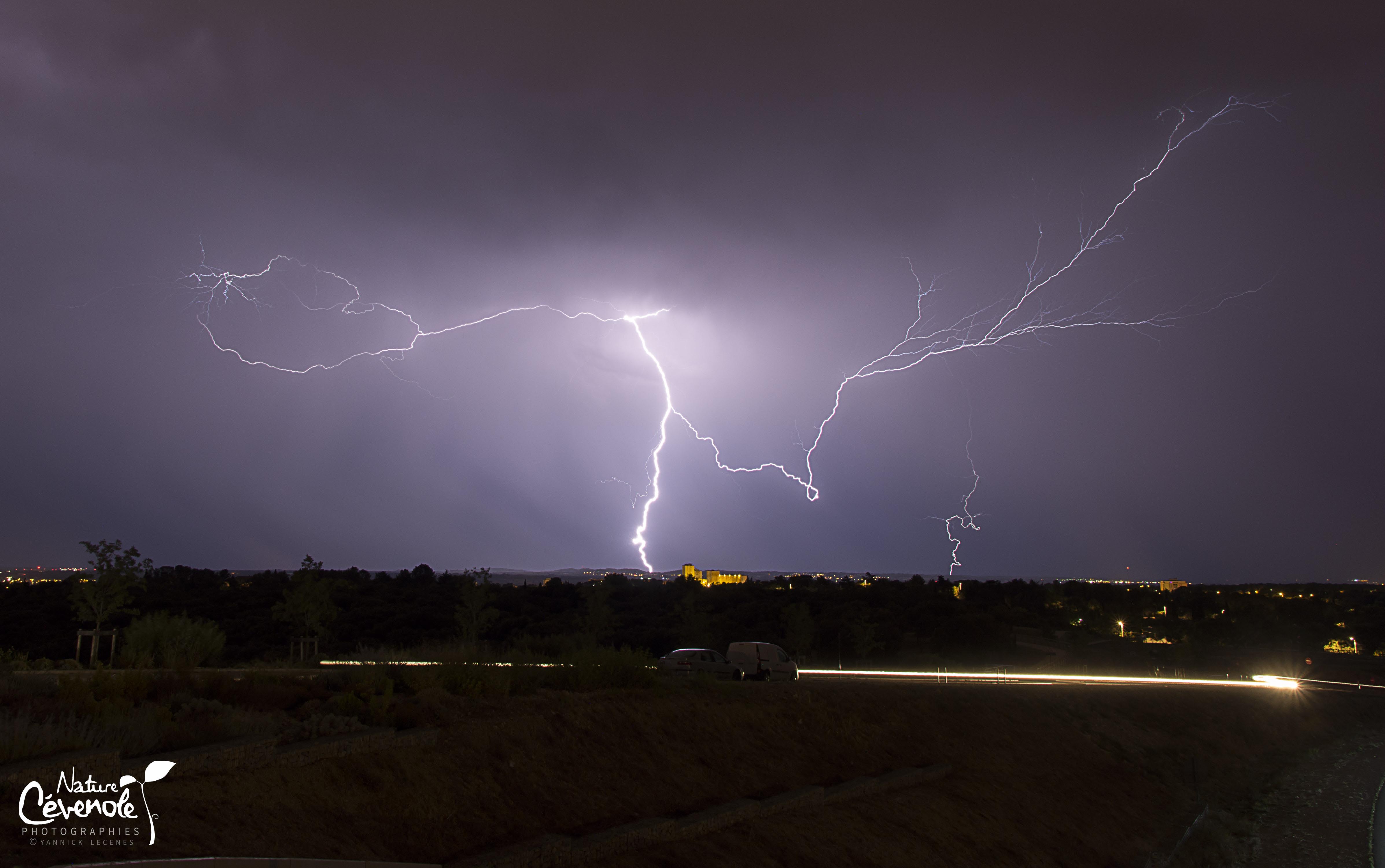 Impact sur Nîmes - 06/08/2017 00:00 - yannick Lecenes