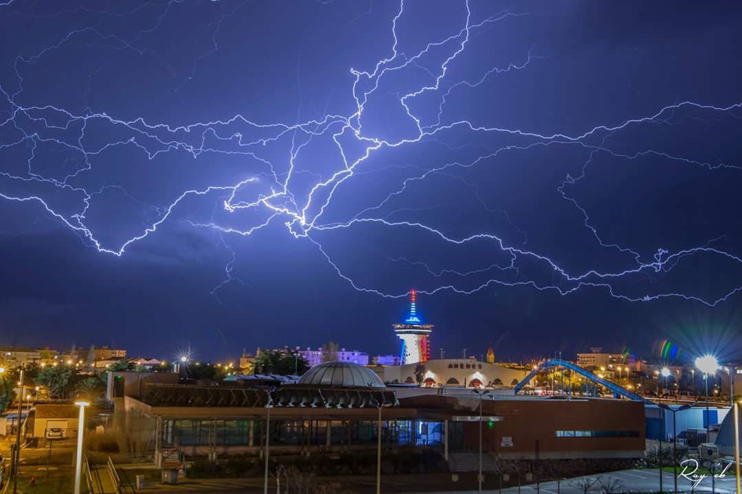 Foudre dans le ciel de Palavas-les-Flots dans l'Hérault. - 11/03/2018 21:00 - ROY EB