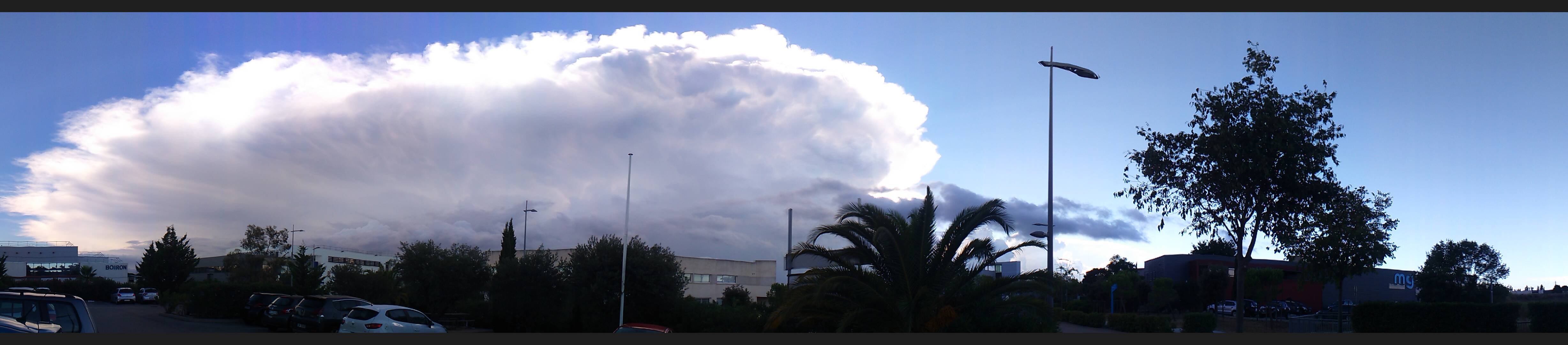 Cellule orageuse entre l’Hérault et le Gard ... photo prise à Lattes - 16/09/2016 11:15 -  jomotolo