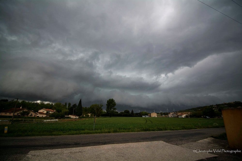 Arcus en approche à Montferrand dans l'Aude. - 30/04/2017 17:00 - Christophe VIDAL