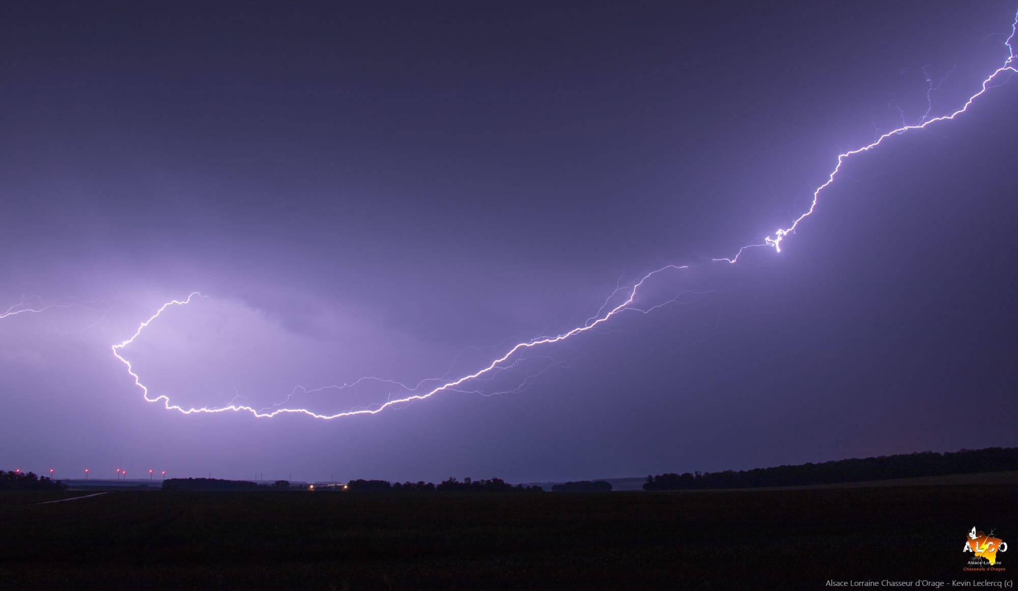 Activité sous une ligne orageuse bien active sur le centre de la Lorraine cette nuit, vue ici au nord de Nancy (54) ! - 13/05/2018 01:00 - Kevin Leclercq