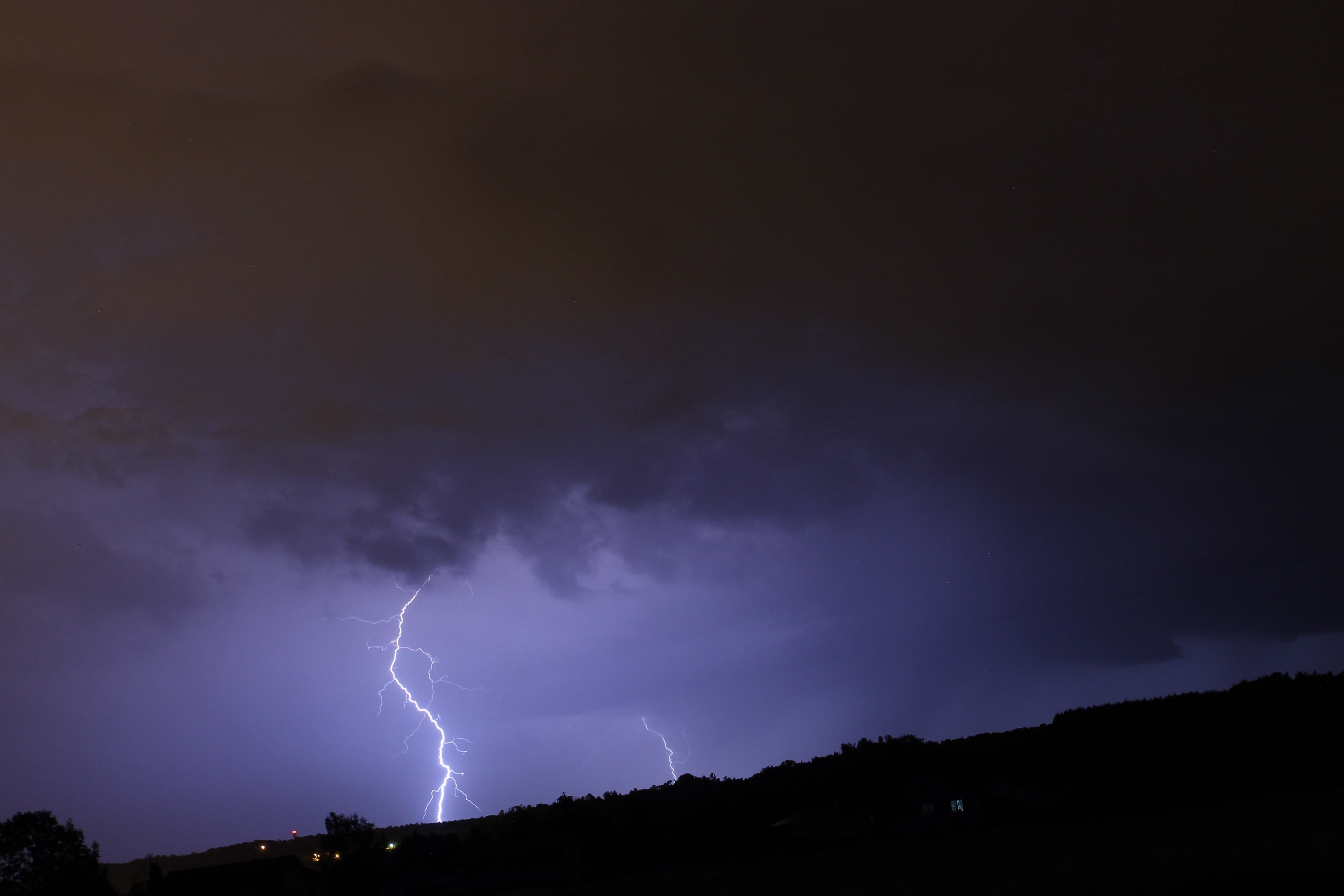 orage très électrique à Bussy la Côte en Meuse - 27/06/2017 22:31 - Frédéric Lejaille