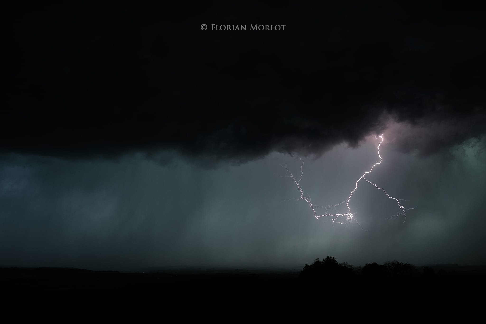 Cellule orageuse avec beaucoup de grêle dans les Vosges - 29/04/2018 20:20 - Florian Morlot